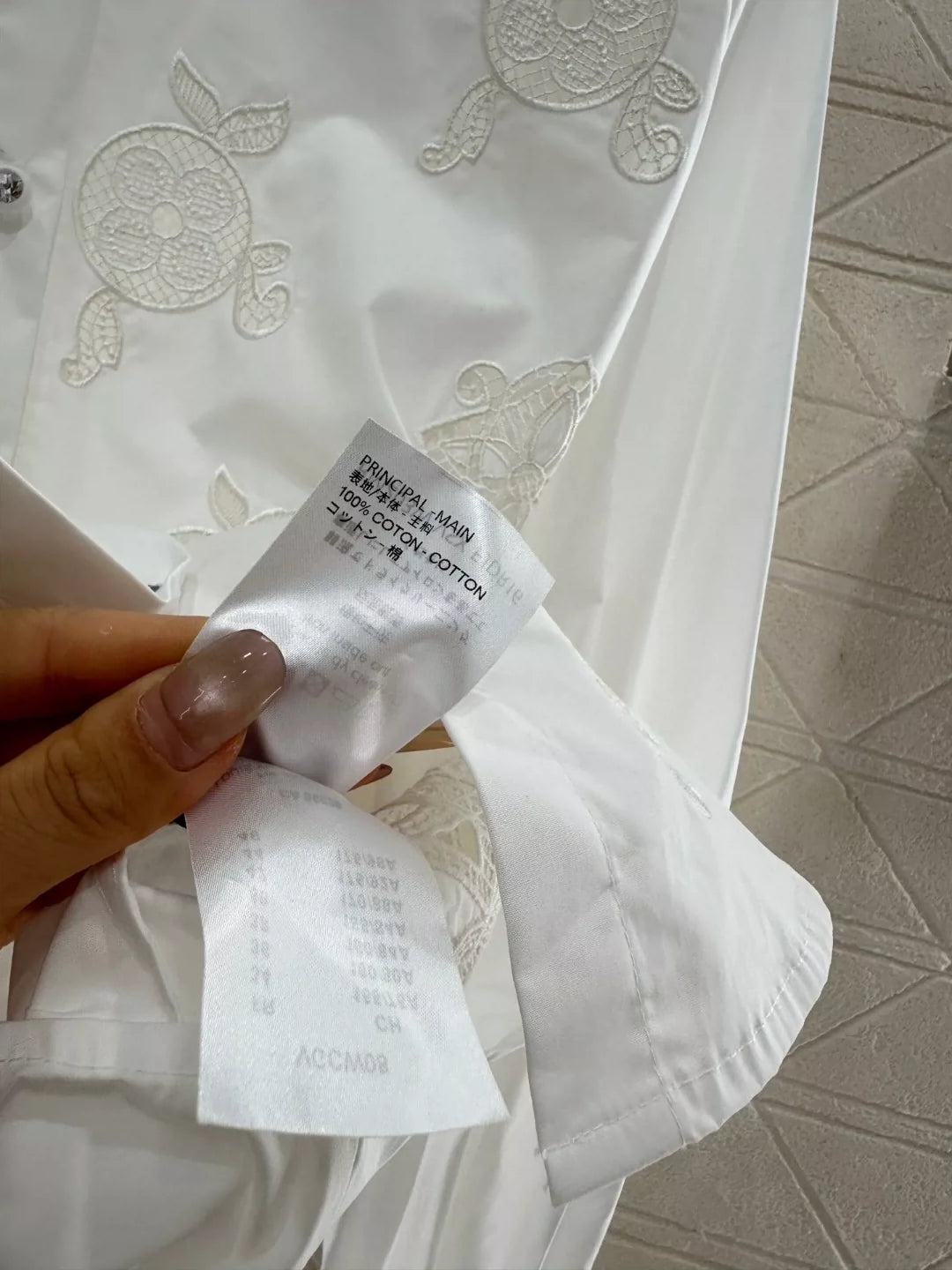 L 25 Spring/Summer New Colorful Embroidery Shirt