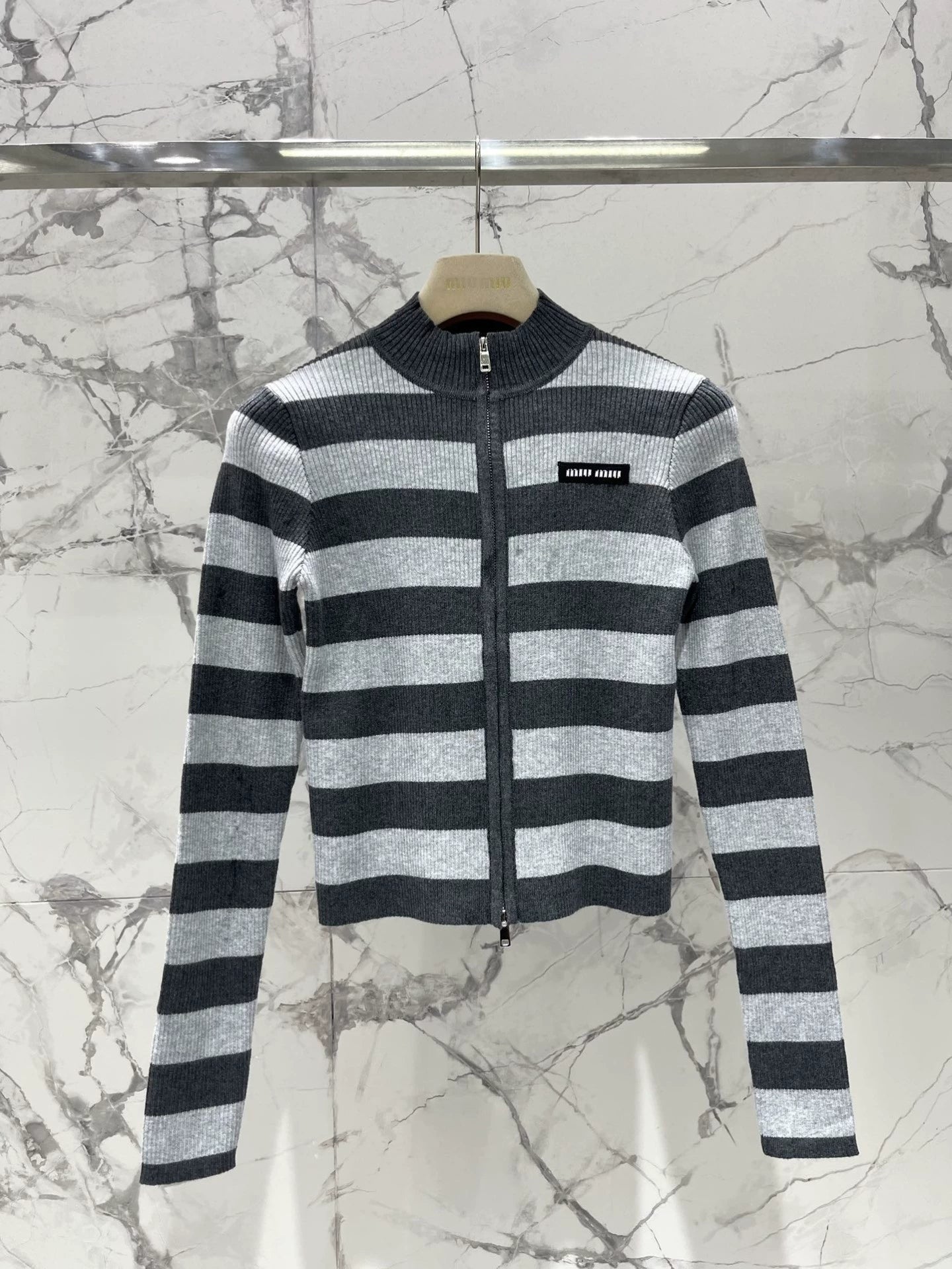 M 25 new logo contrast stripe zipper long sleeve knitted cardigan