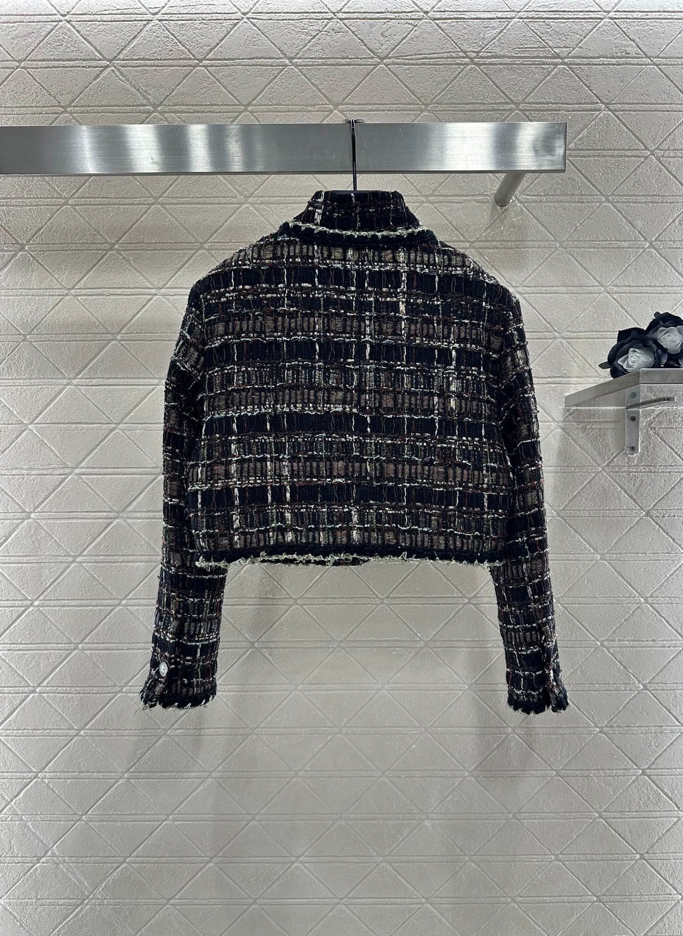 C 25 Plaid woven tweed jacket and skirt set