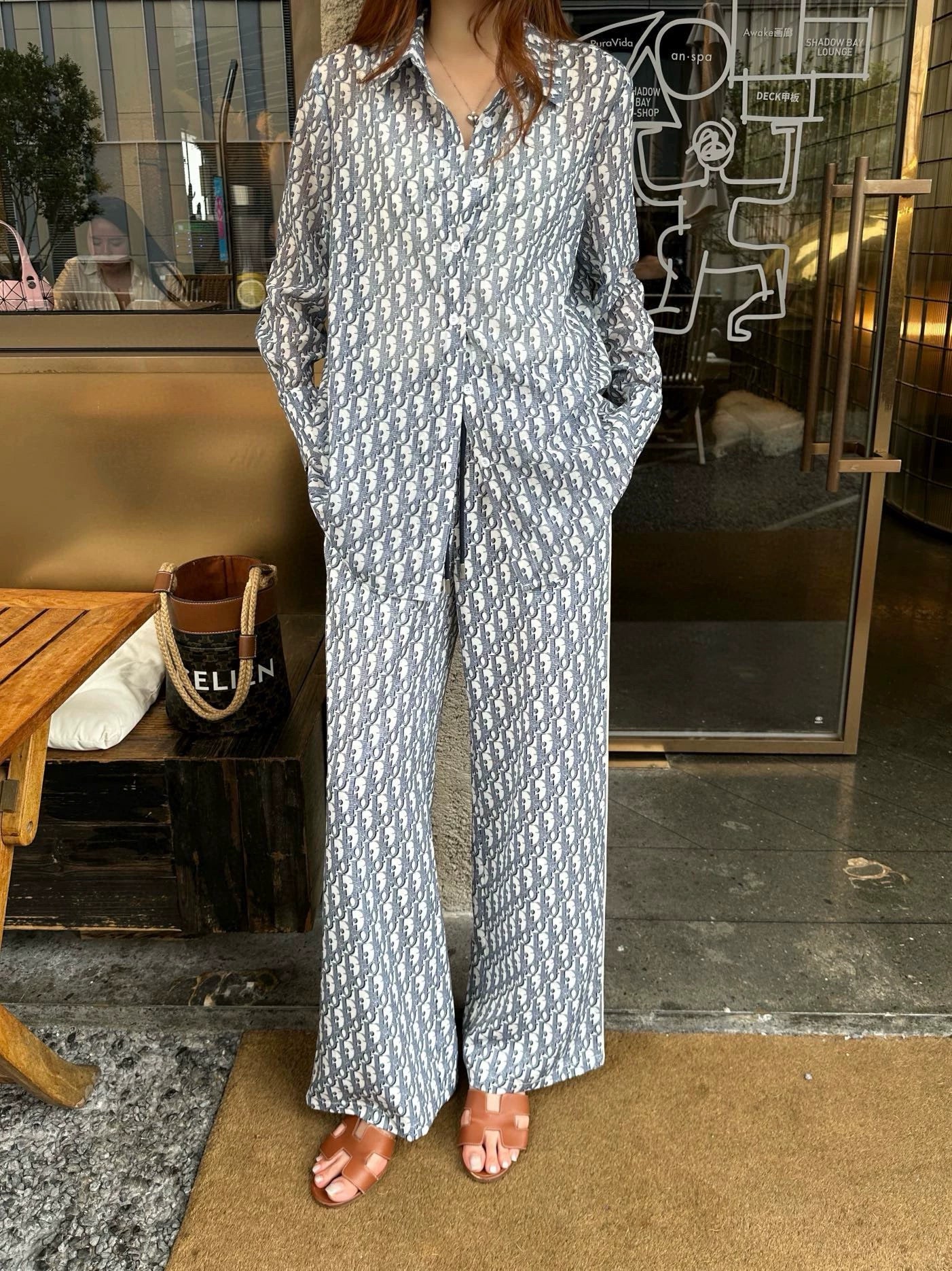 D 25 Printed Silhouette Shirt and Pants Set