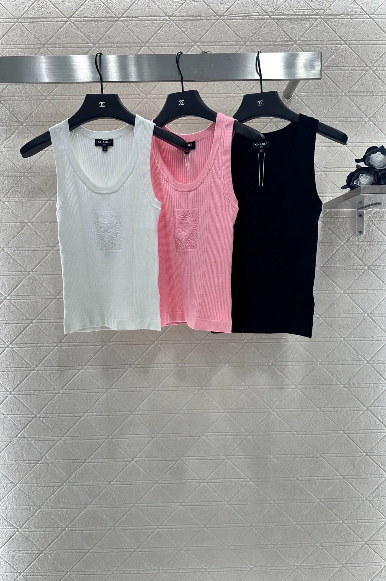 C 25 autumn and winter new product heart logo intarsia knitted vest