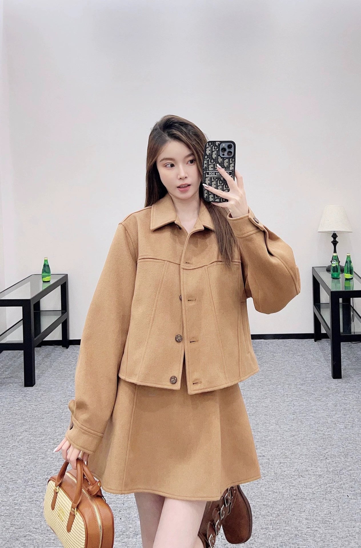 L 25 lapel woolen coat