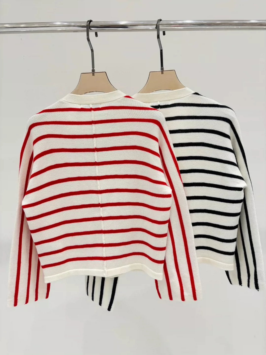 D 25 Spring and Summer new V-neck letter logo embroidery stripes contrast color casual knitted cardigan