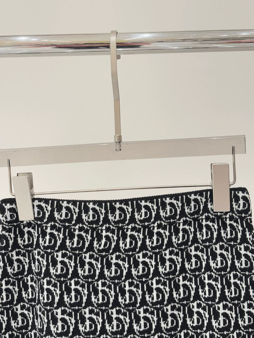 Bu 25 Early spring new round neck letter logo jacquard full print half skirt