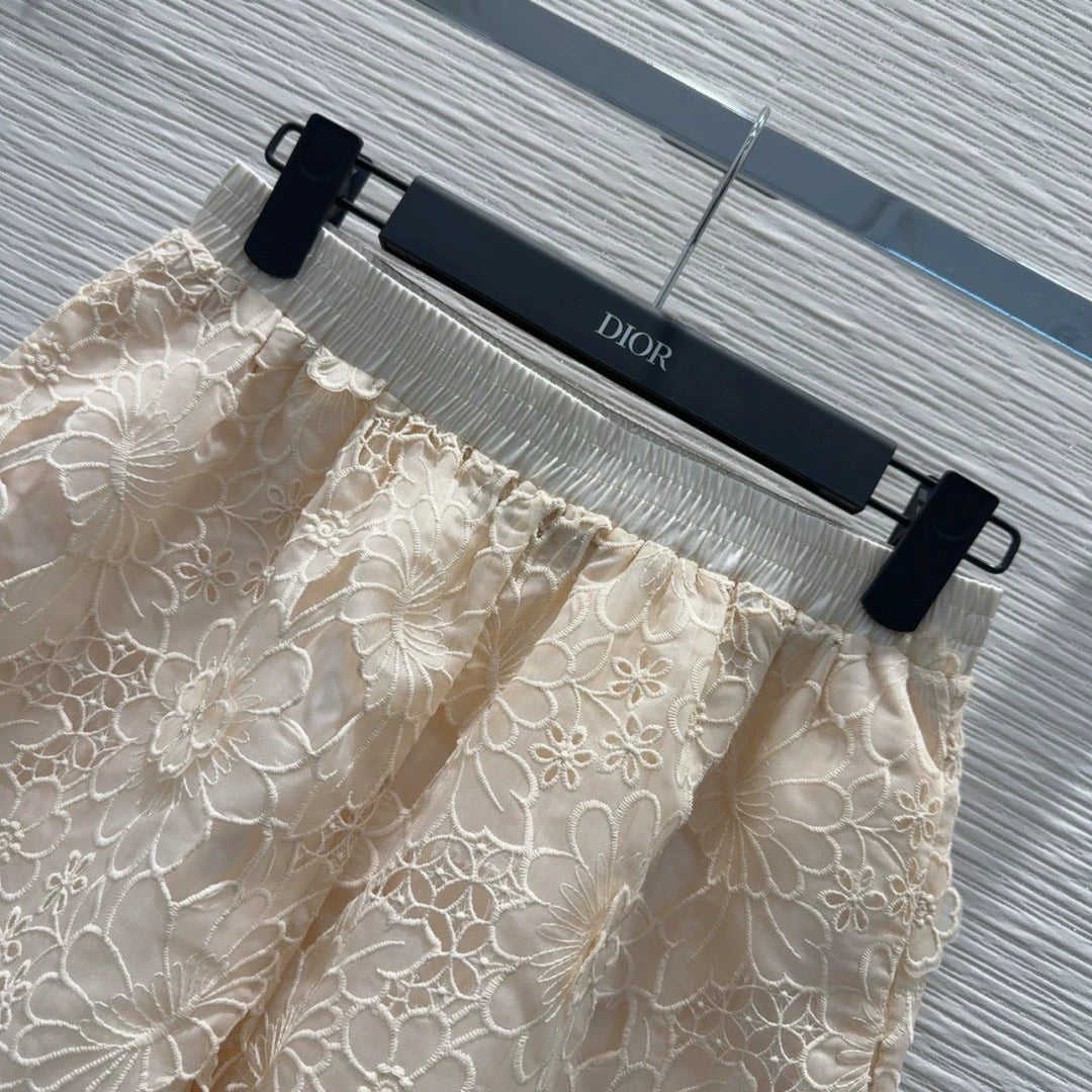 D 25 New Lace Shorts