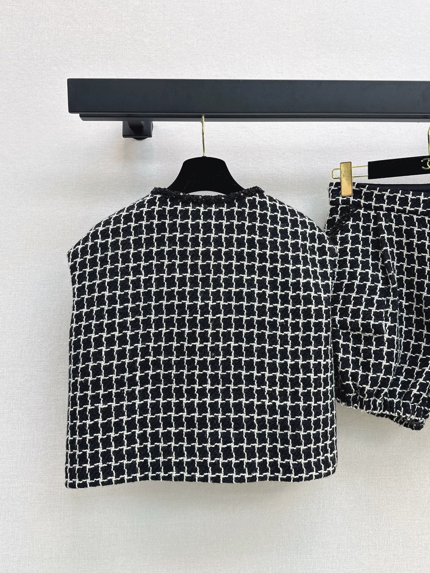 C 25 Plaid Woven V-Neck Vest + Woven Bloomer Shorts Set