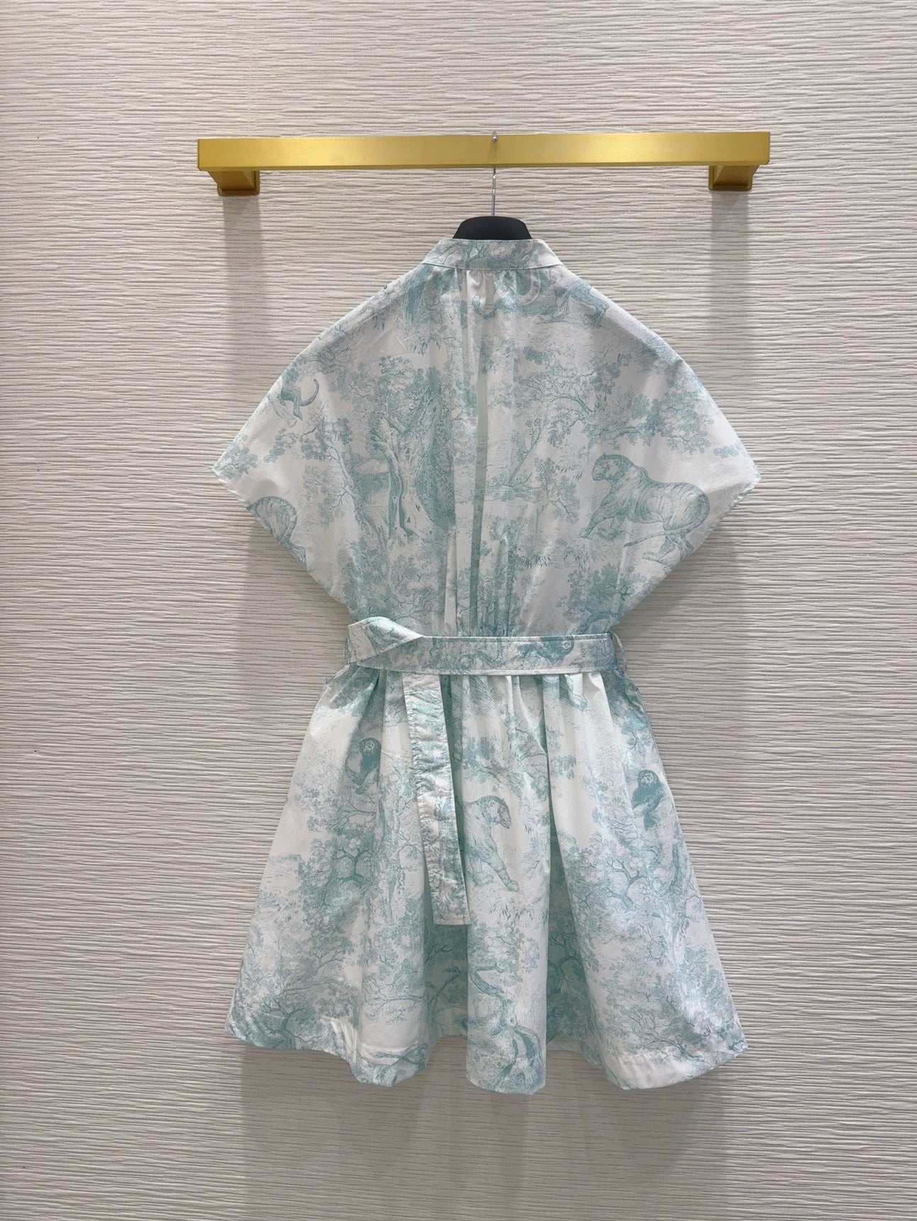 D 25 New Jungle Animal Print Short Sleeve Dress