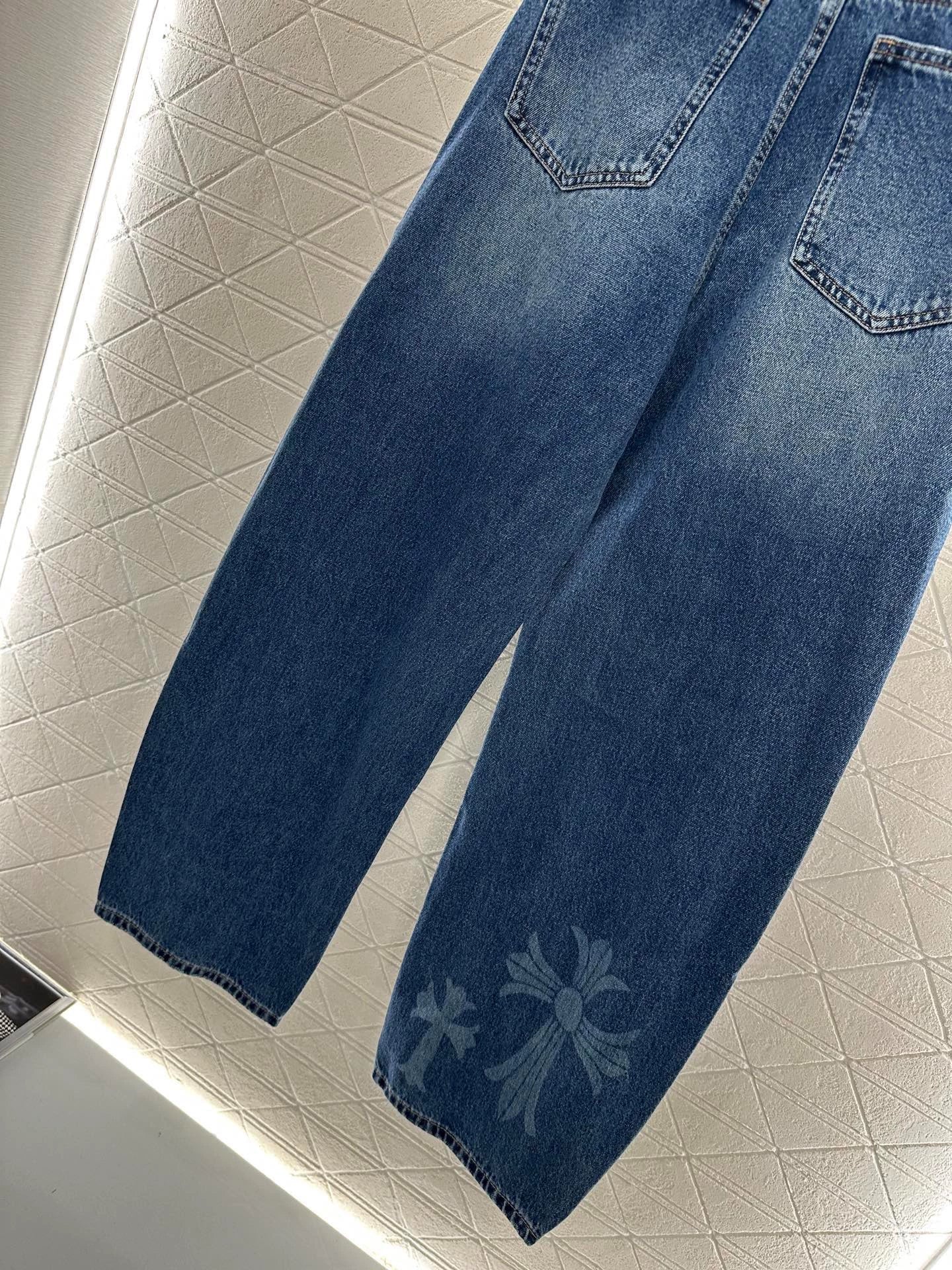 CH 25 New Cross Print Denim Pants