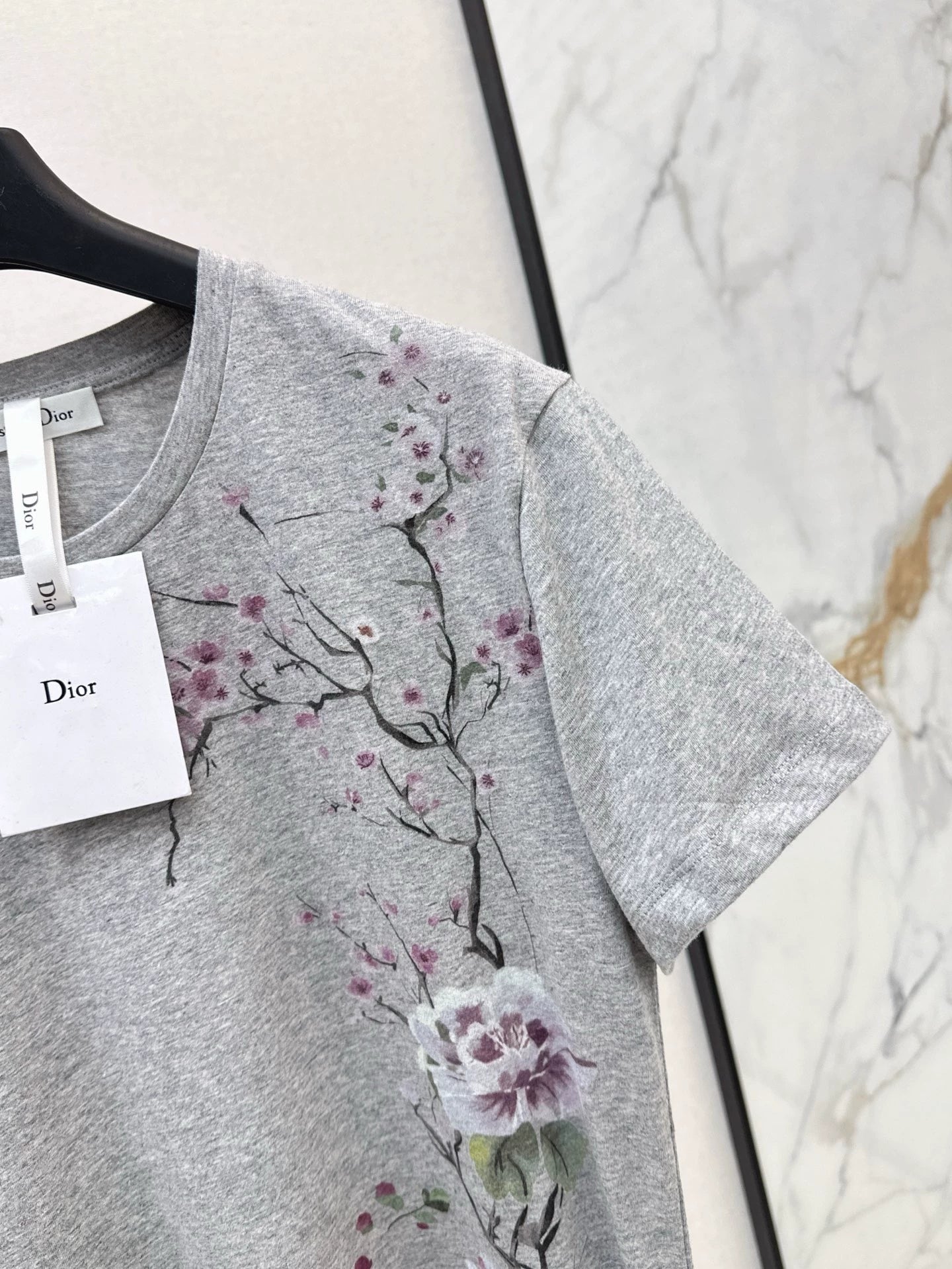 D 25 spring and summer latest pattern gradient short sleeve T-shirt