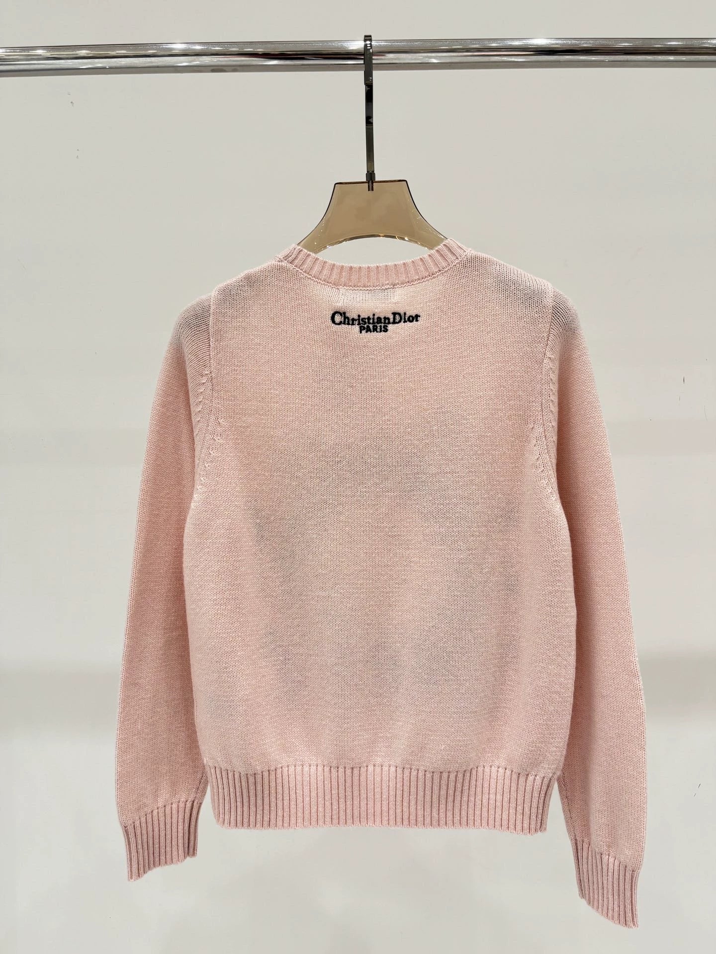 D 25 new letter star flower embroidery jacquard simple casual knitted long-sleeved top