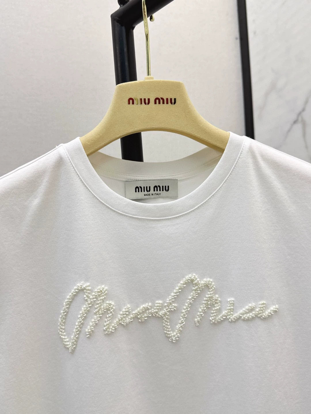 m 25 New Beaded Short Sleeve T-Shirt