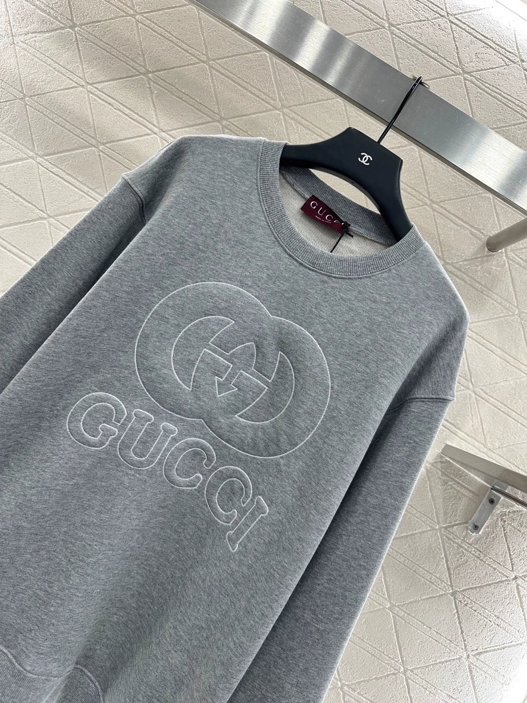 G 25 round neck lettering sweatshirt
