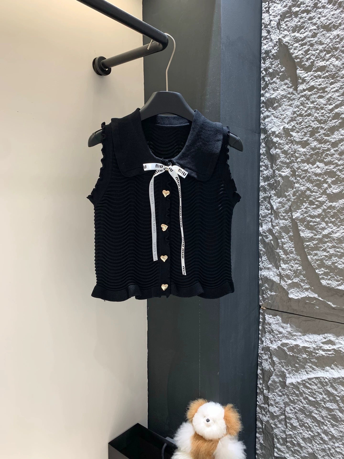 M 25 Bow Tie Knit Vest