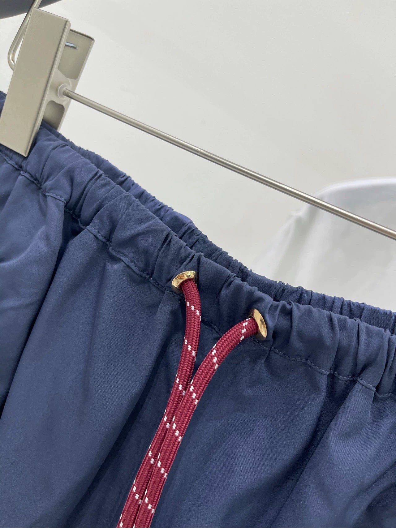 M 25 Navy blue red string sun protection casual shorts