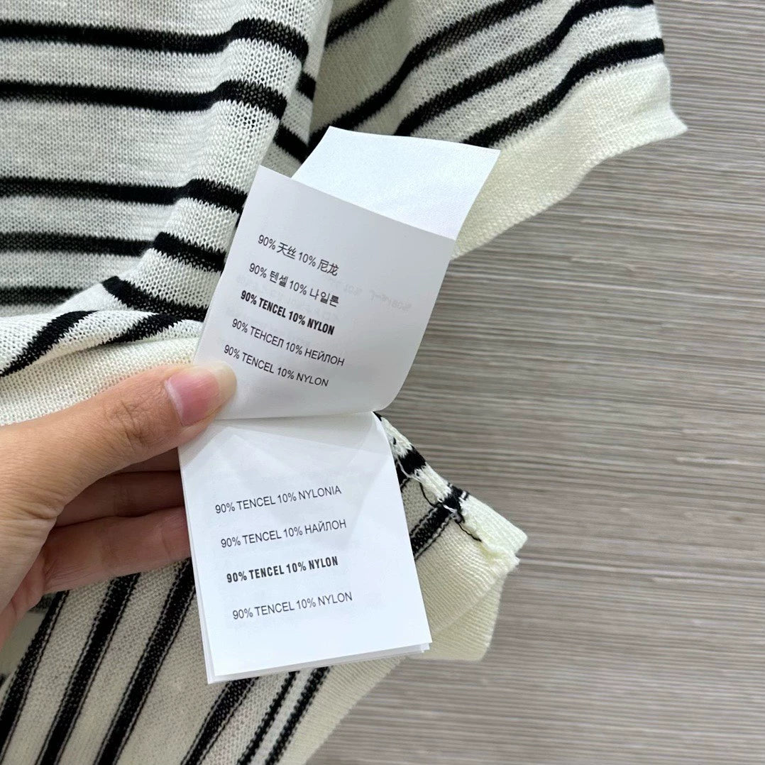 M 25 Striped Knit Short Sleeve Top