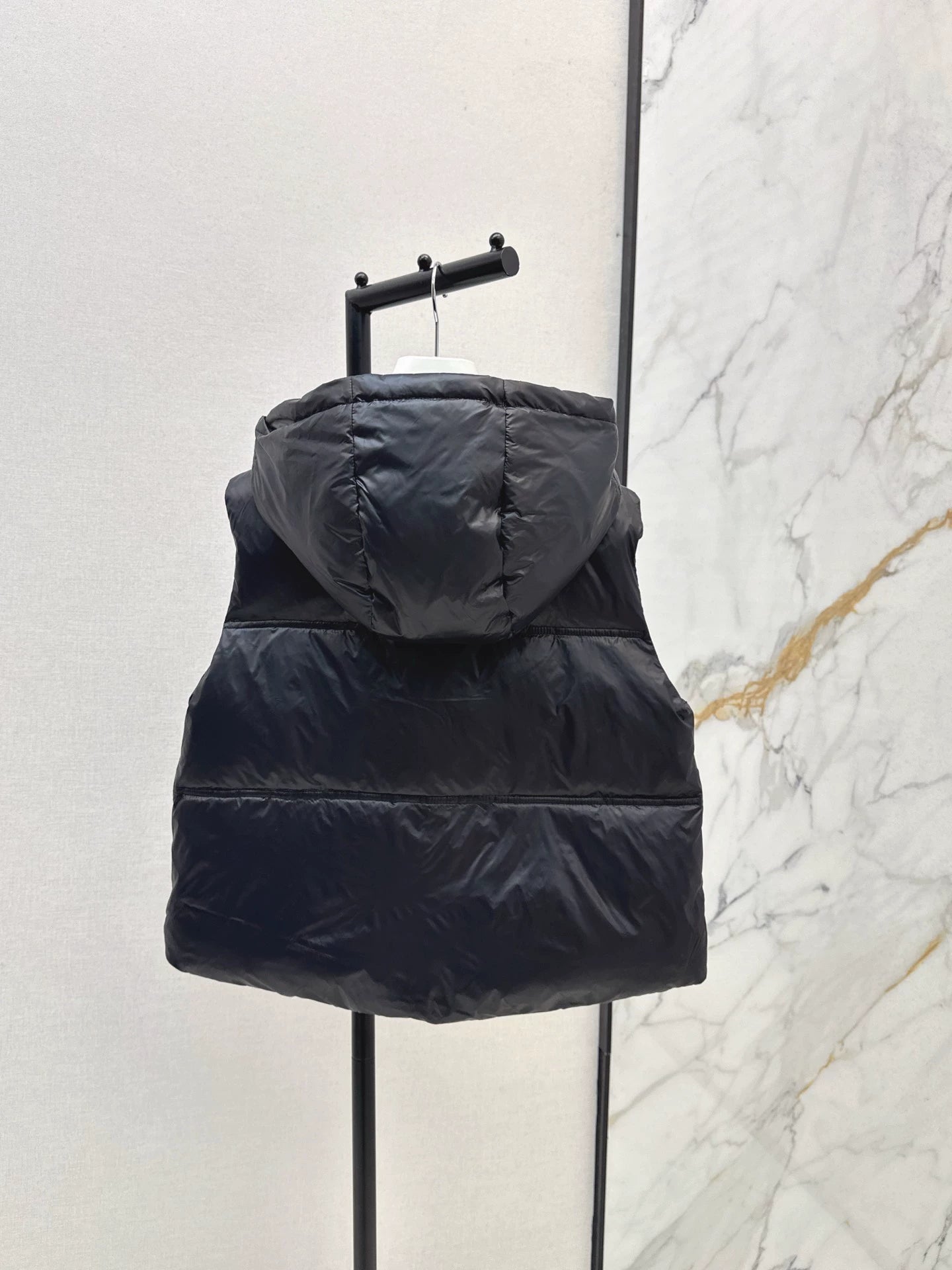 Mon 25 Detachable hooded stand-up collar down vest