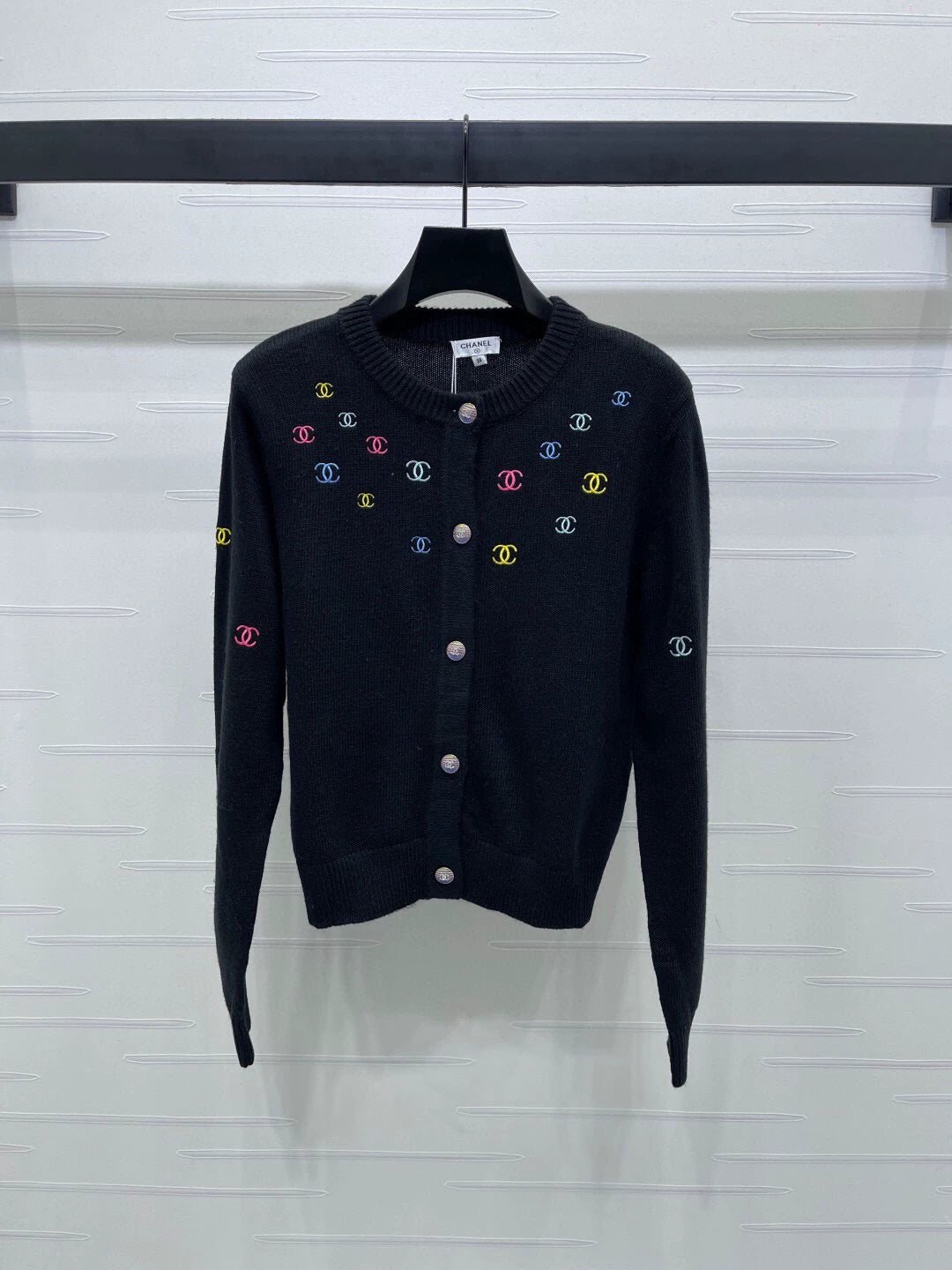 C 25fw Round Neck Long Sleeve Cardigan