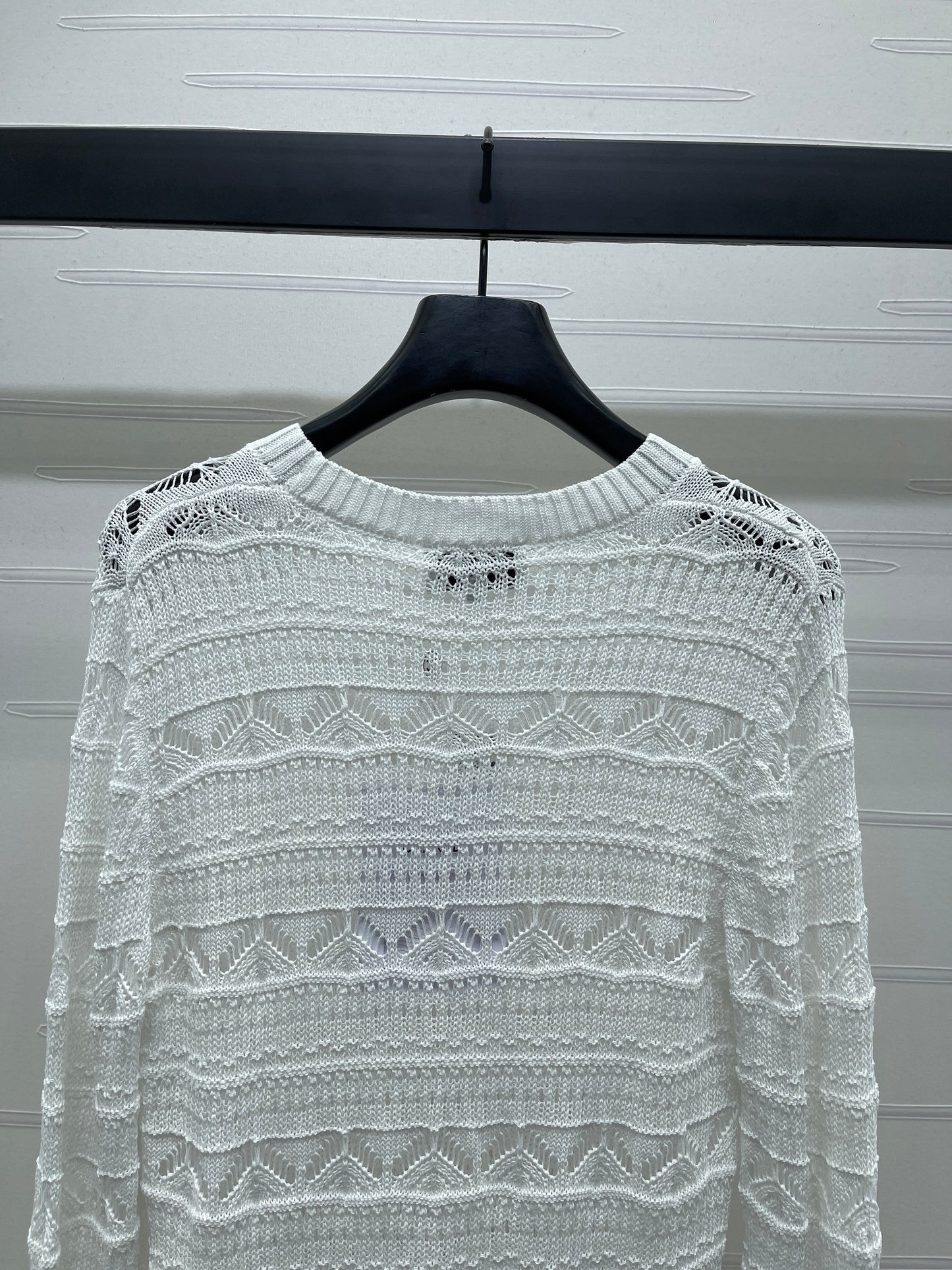 C 25 Spring/Summer Lace-Patterned Knit Long-Sleeve Top