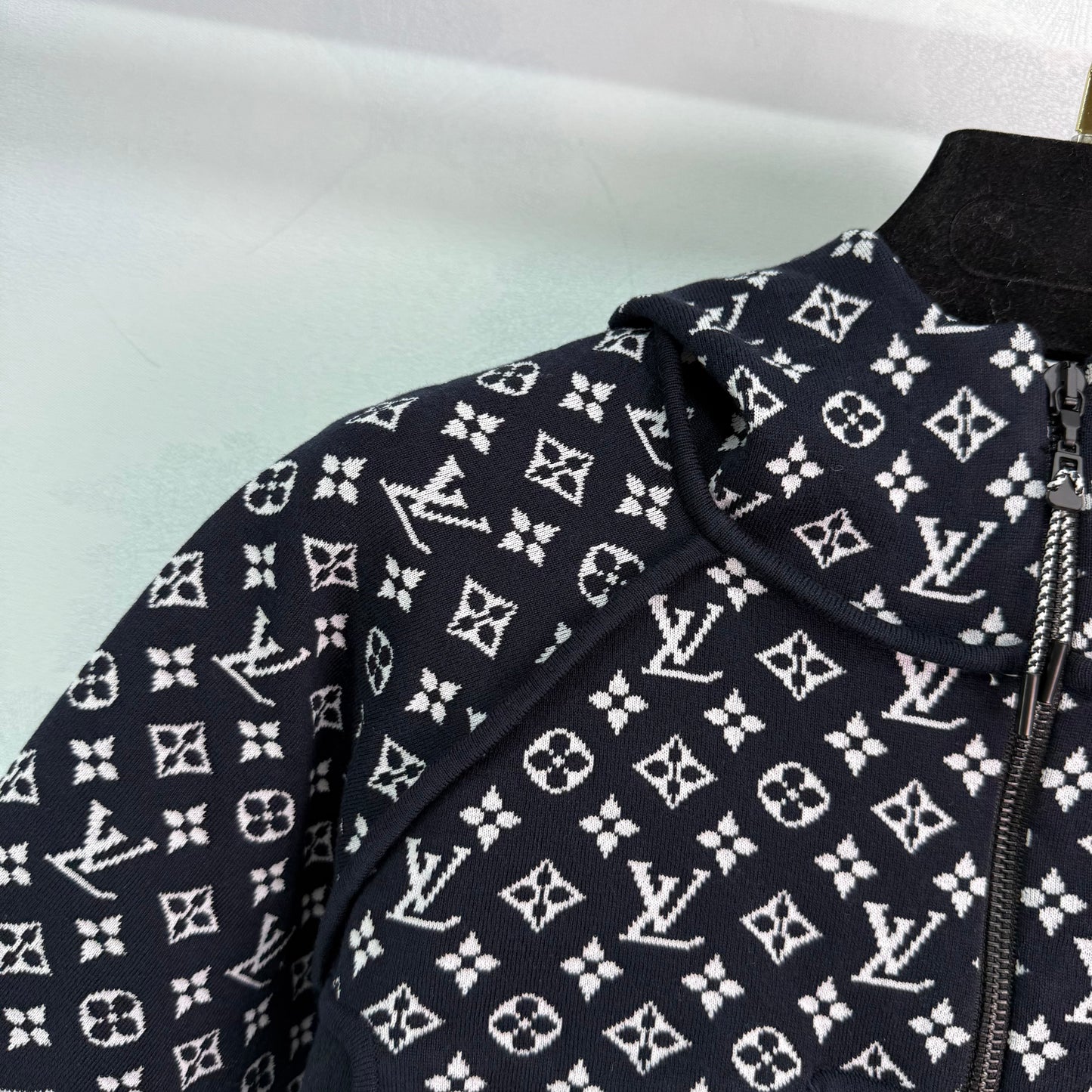 L 2025 Early Fall Jacquard patchwork hooded knitted short-sleeved cardigan!