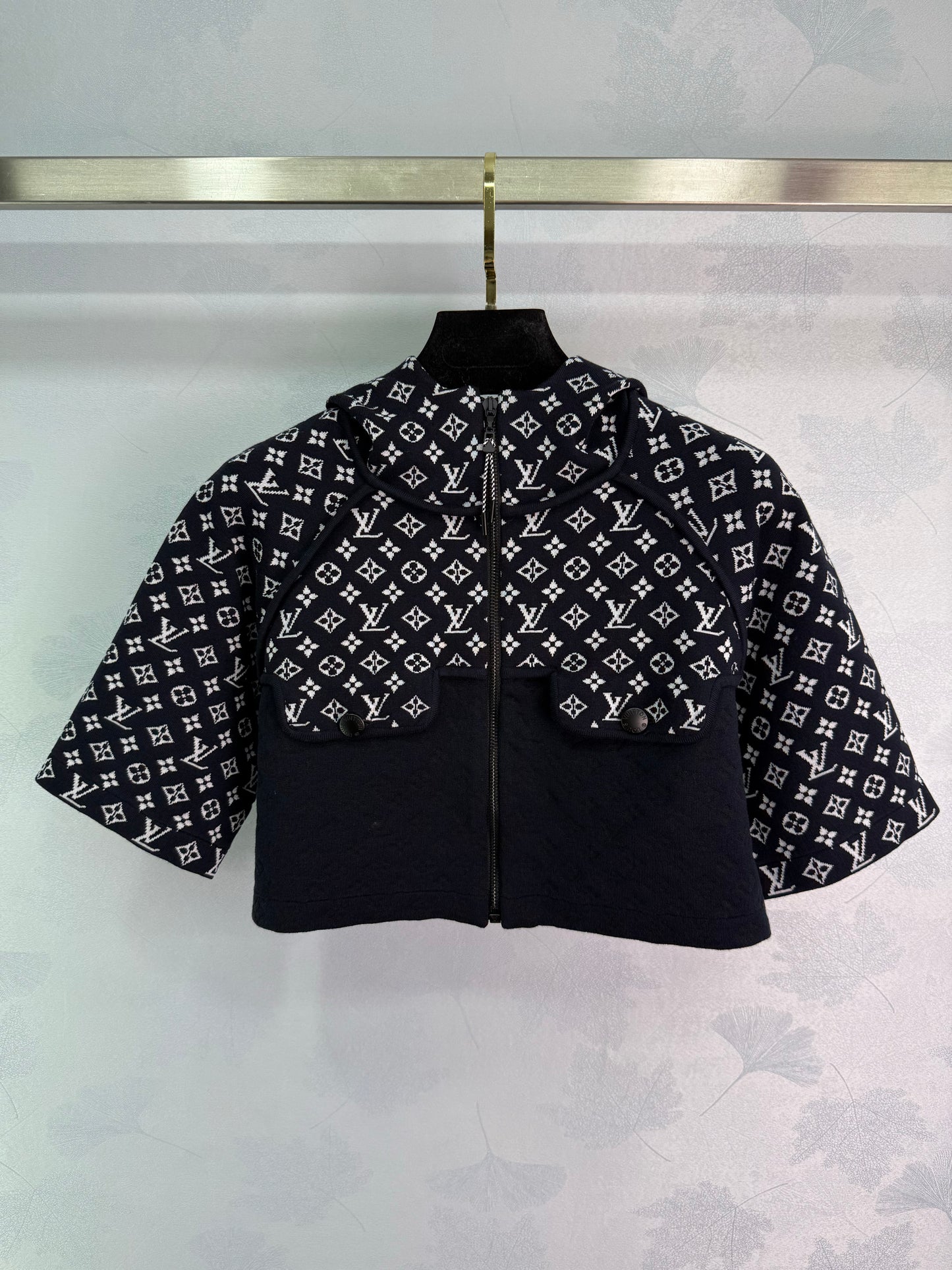L 2025 Early Fall Jacquard patchwork hooded knitted short-sleeved cardigan!