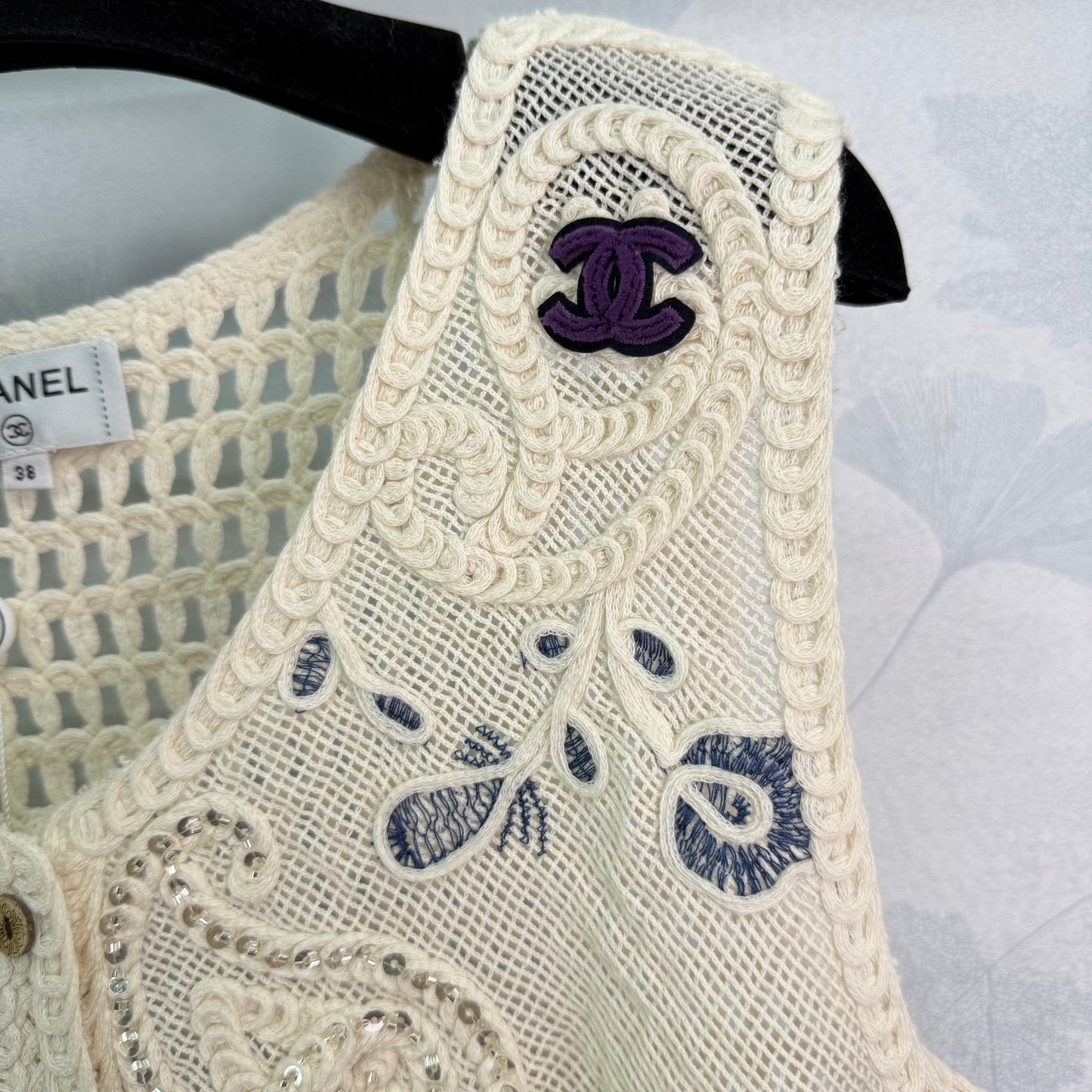 C 25 Early Autumn 3D Crochet Vest