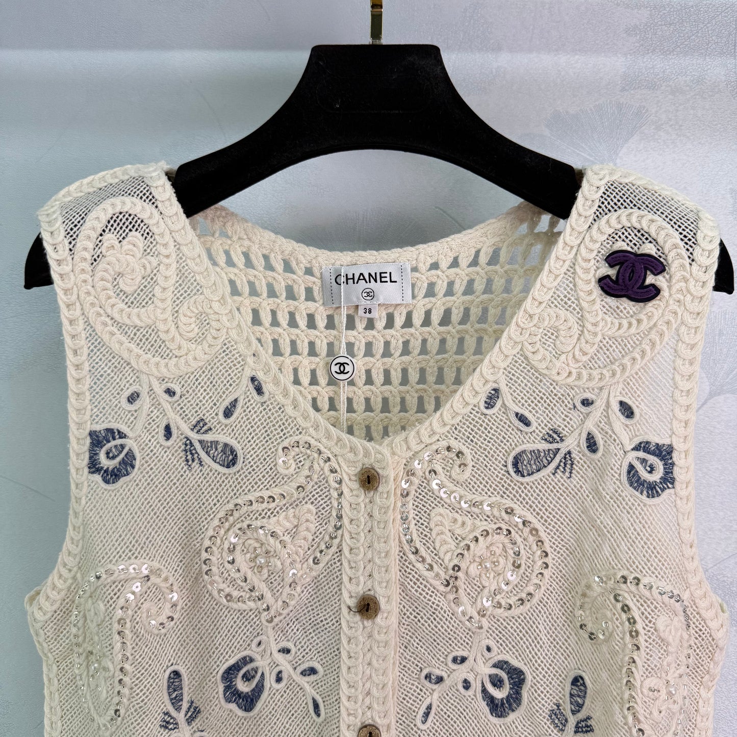 C 25 Early Autumn 3D Crochet Vest