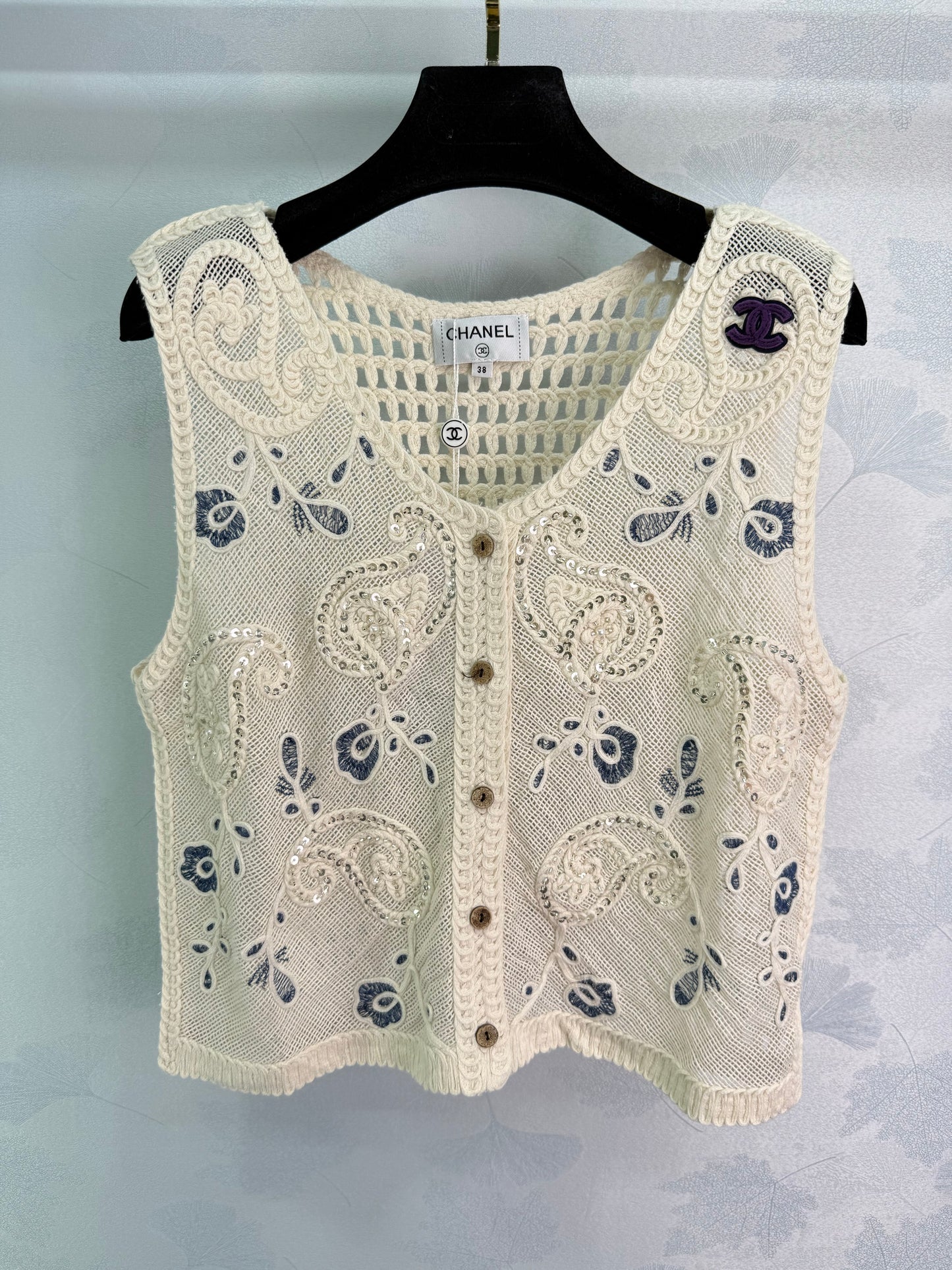 C 25 Early Autumn 3D Crochet Vest