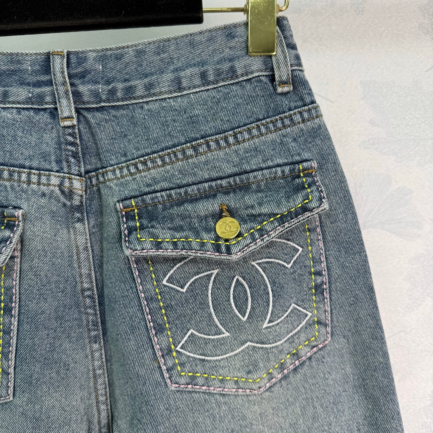 C 2025 Early Fall New High-Rise Straight-Leg Jeans