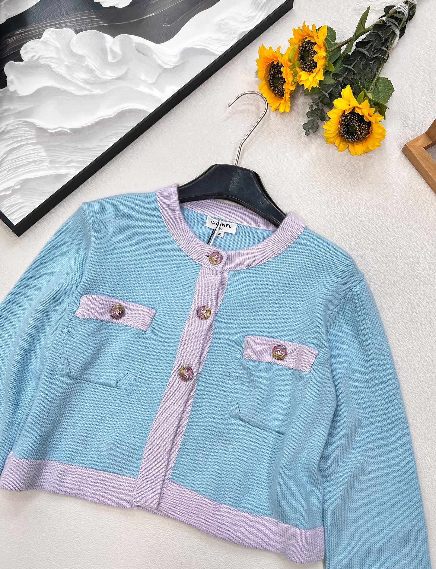 C 24 classic macaron color four-pocket contrast color knitted cardigan