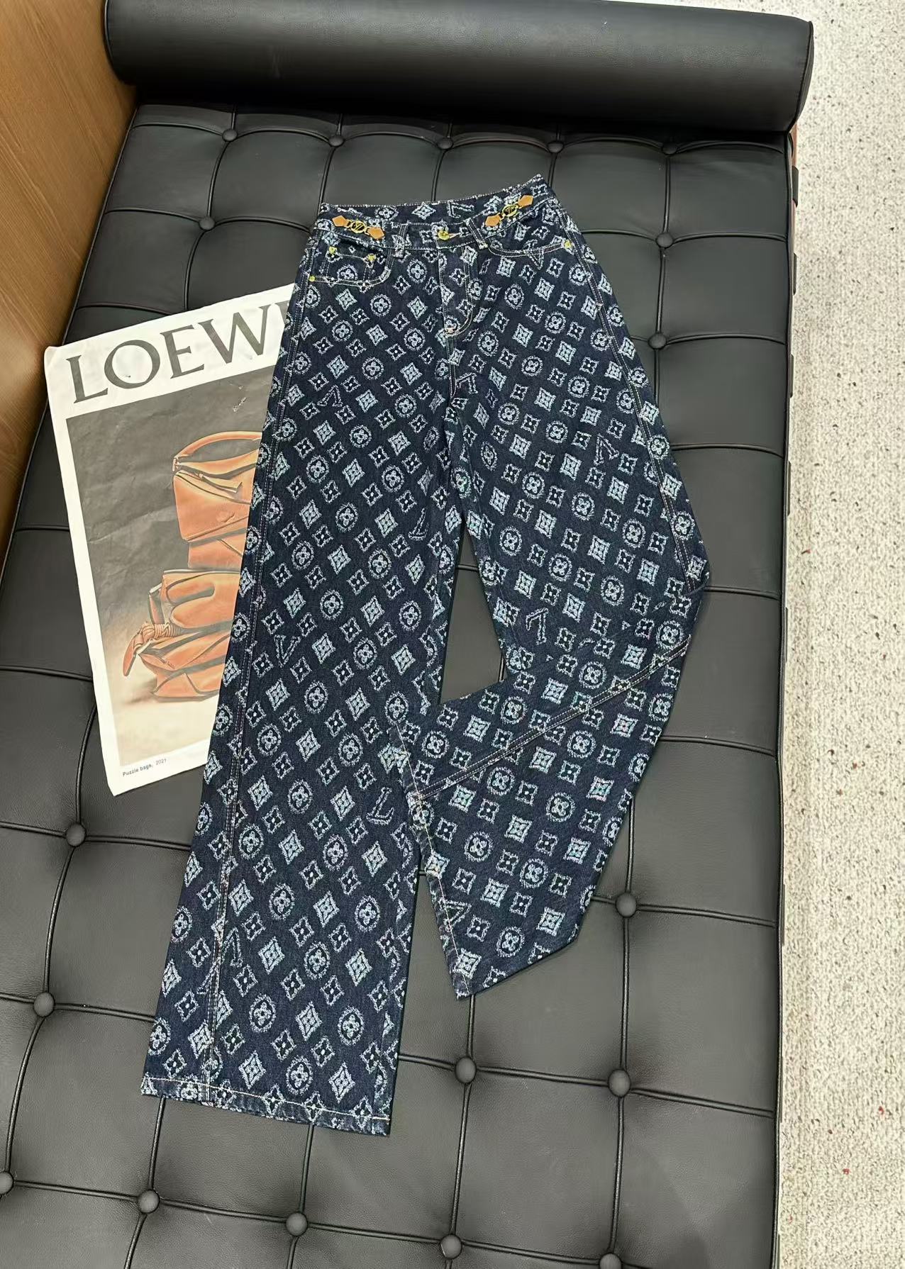 L 25 New Jacquard Jeans