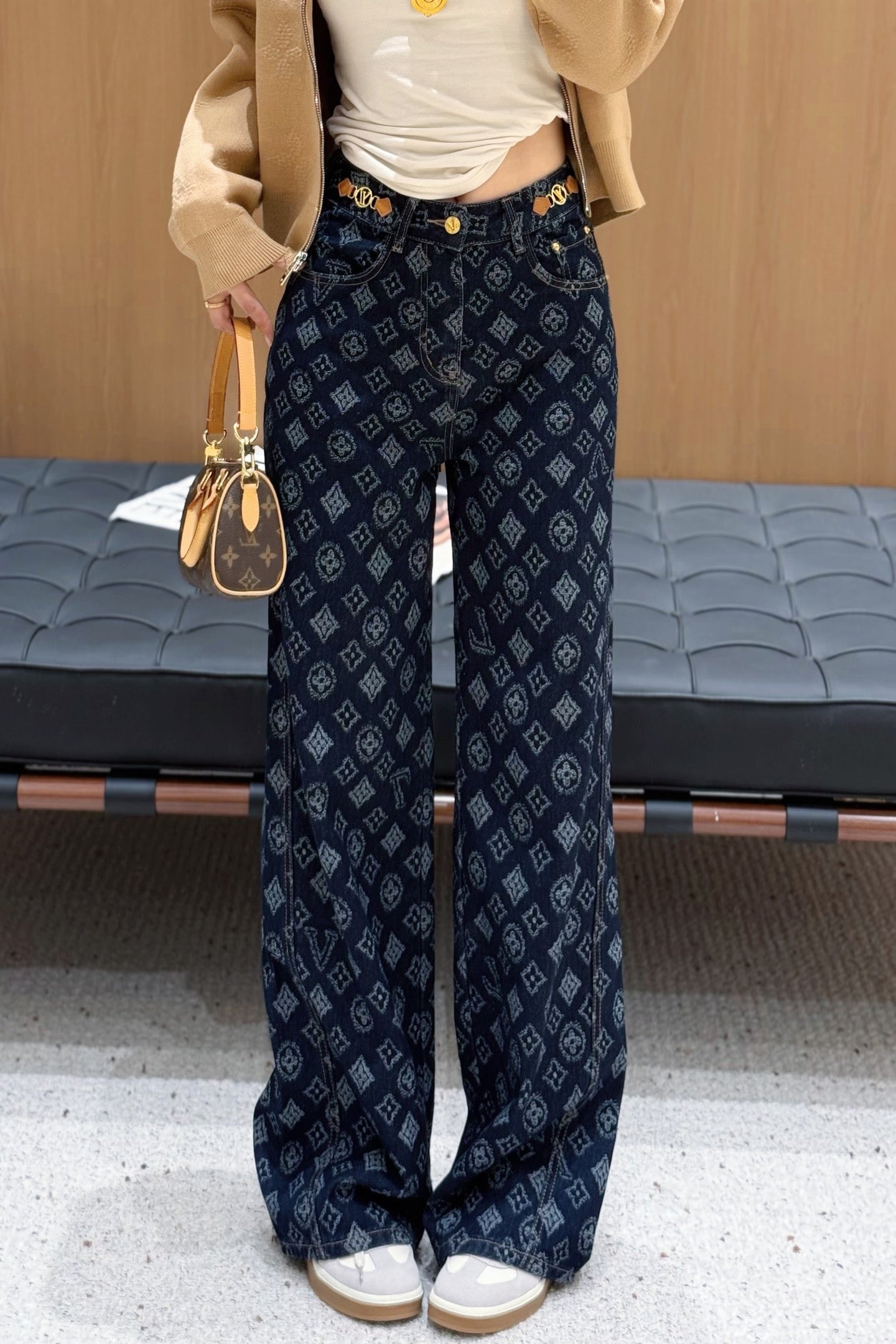 L 25 New Jacquard Jeans