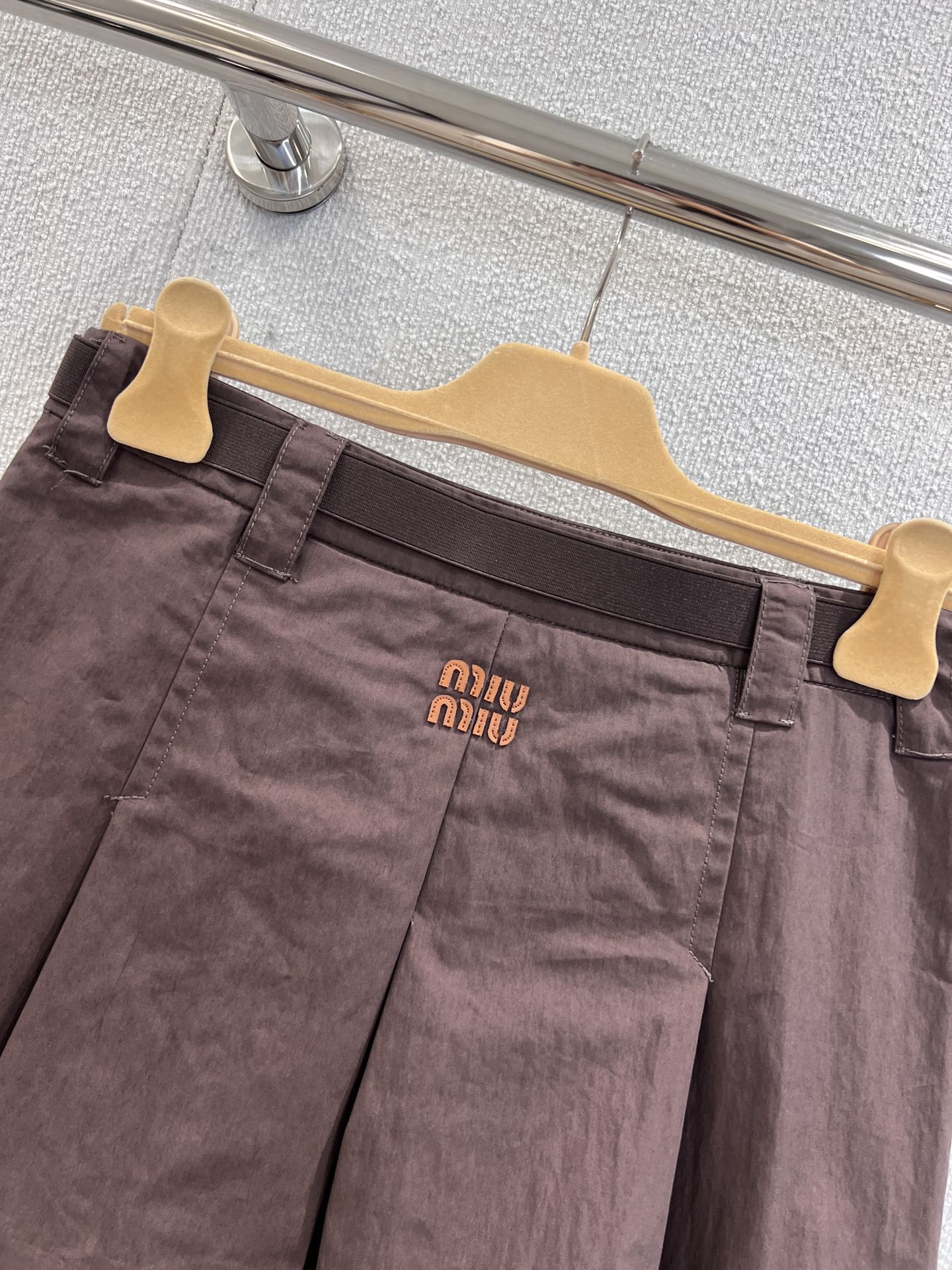 M 25 early fall new England style belt pleated short skirt