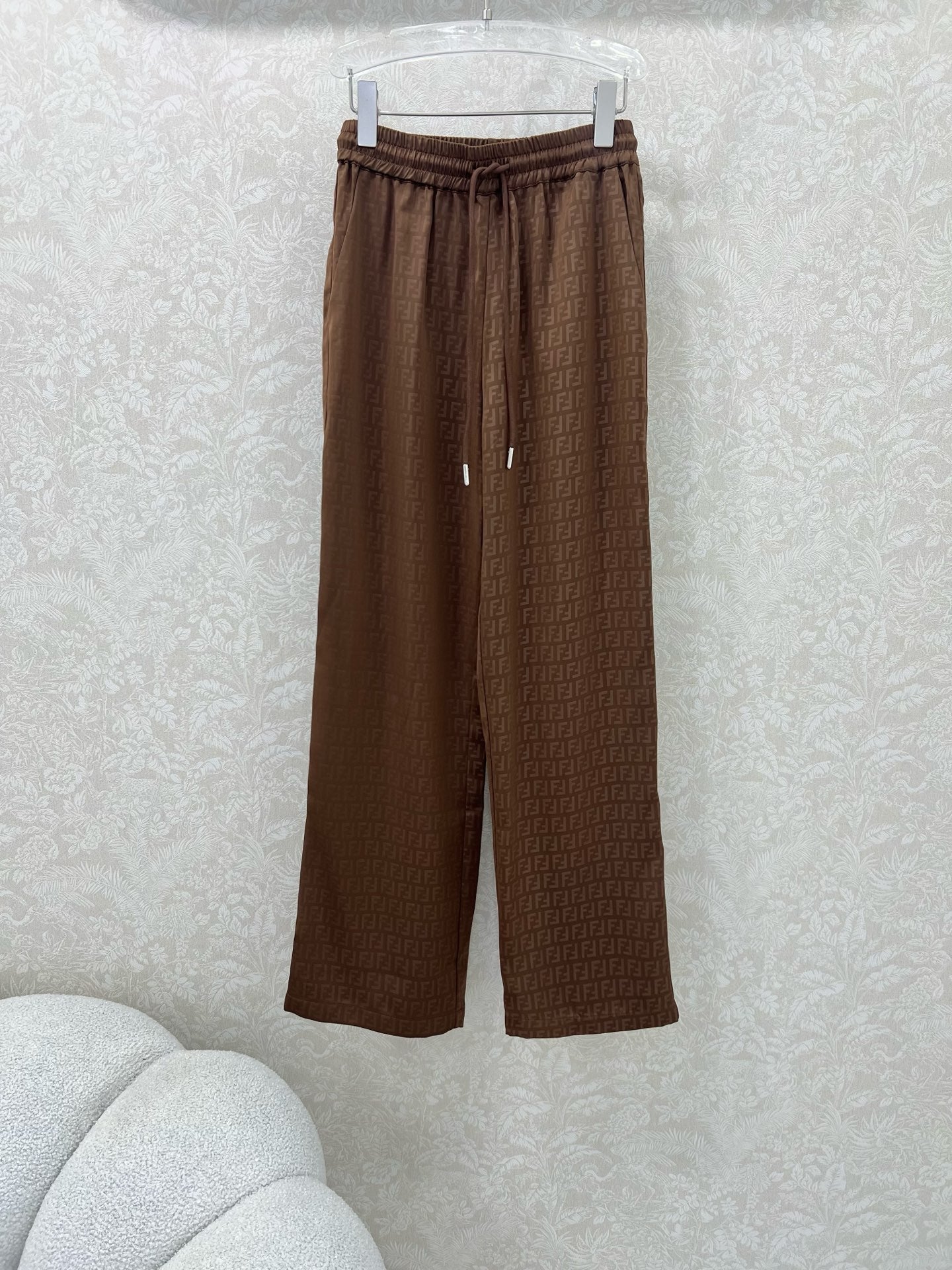F 25 Summer New Old Flower Alphabet Dark Printed Wide Leg Pants
