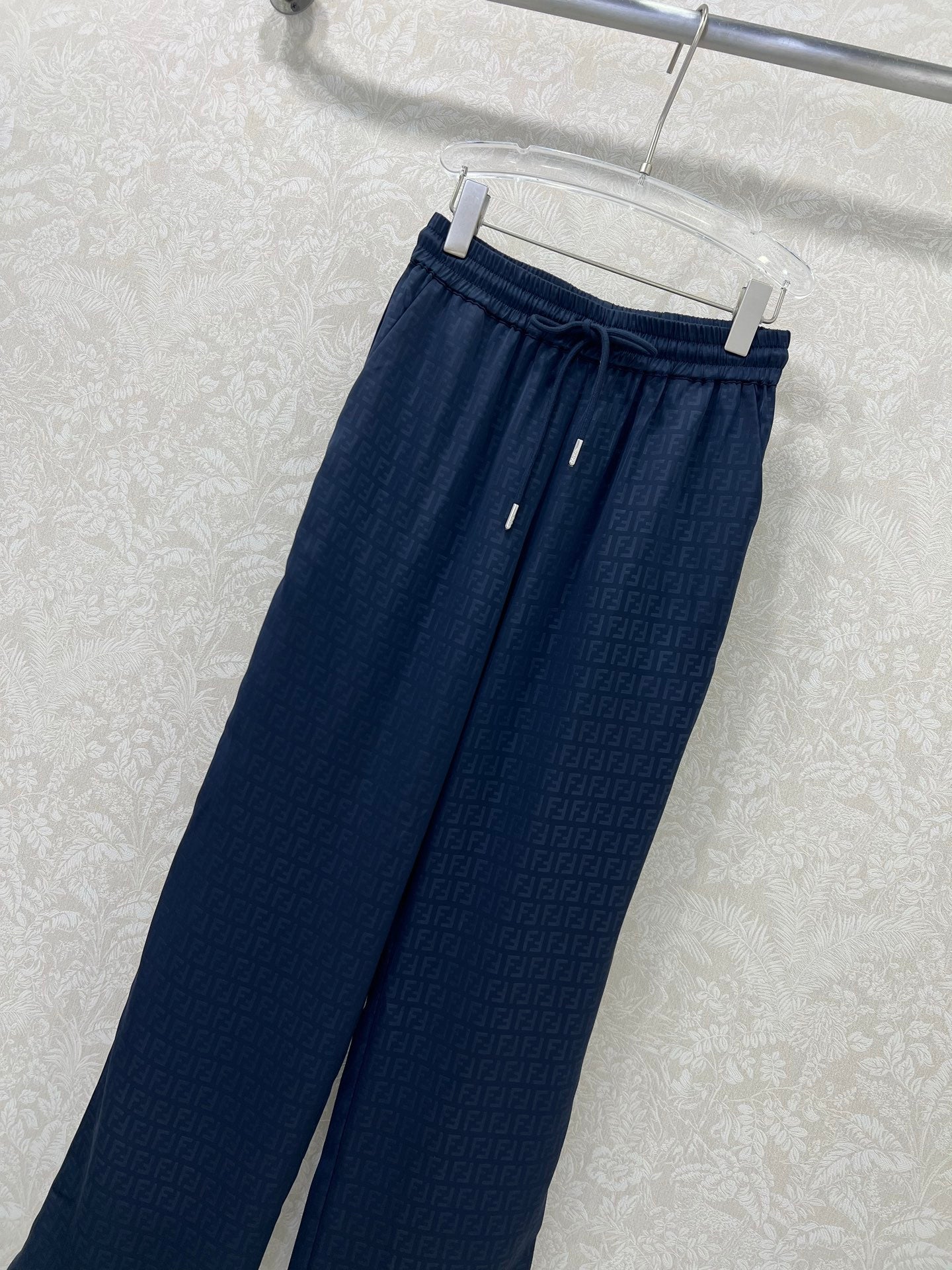 F 25 Summer New Old Flower Alphabet Dark Printed Wide Leg Pants