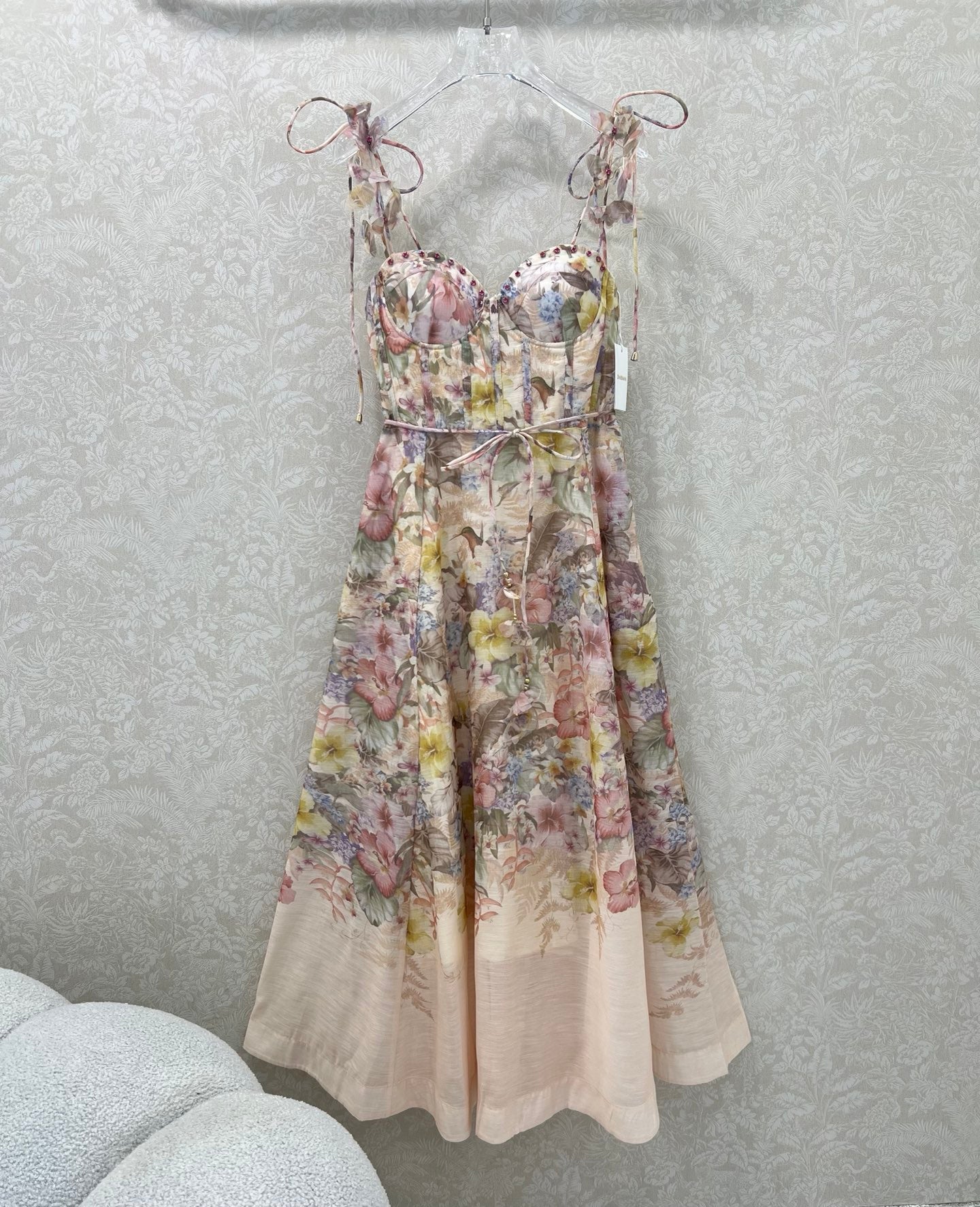 Z 25 New Flower Cluster Printed Halter Dresses