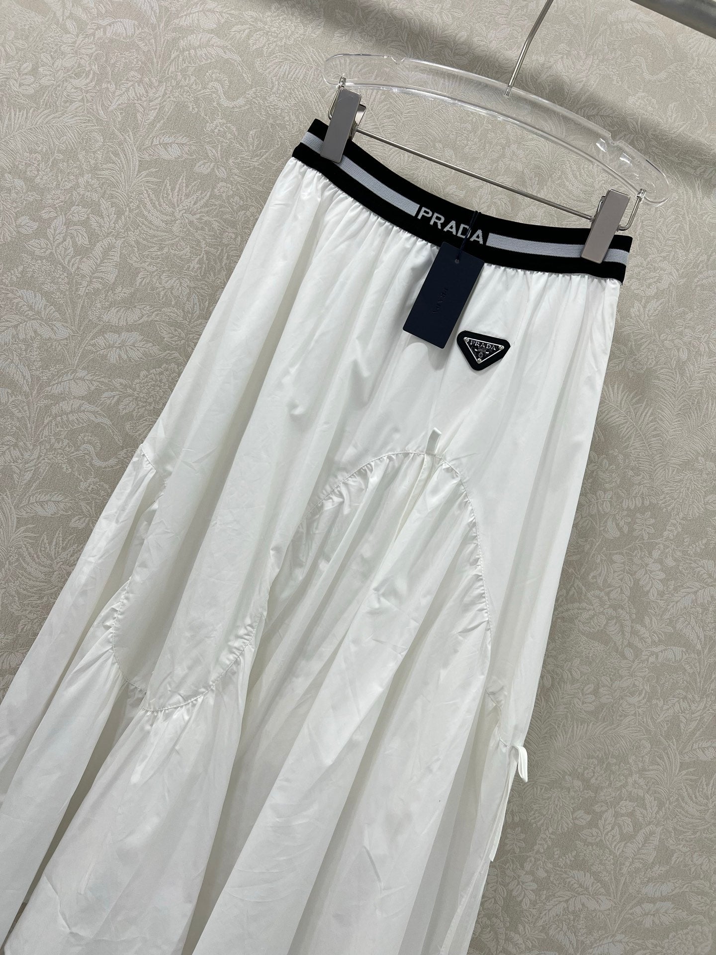 p 25 new elastic skirt