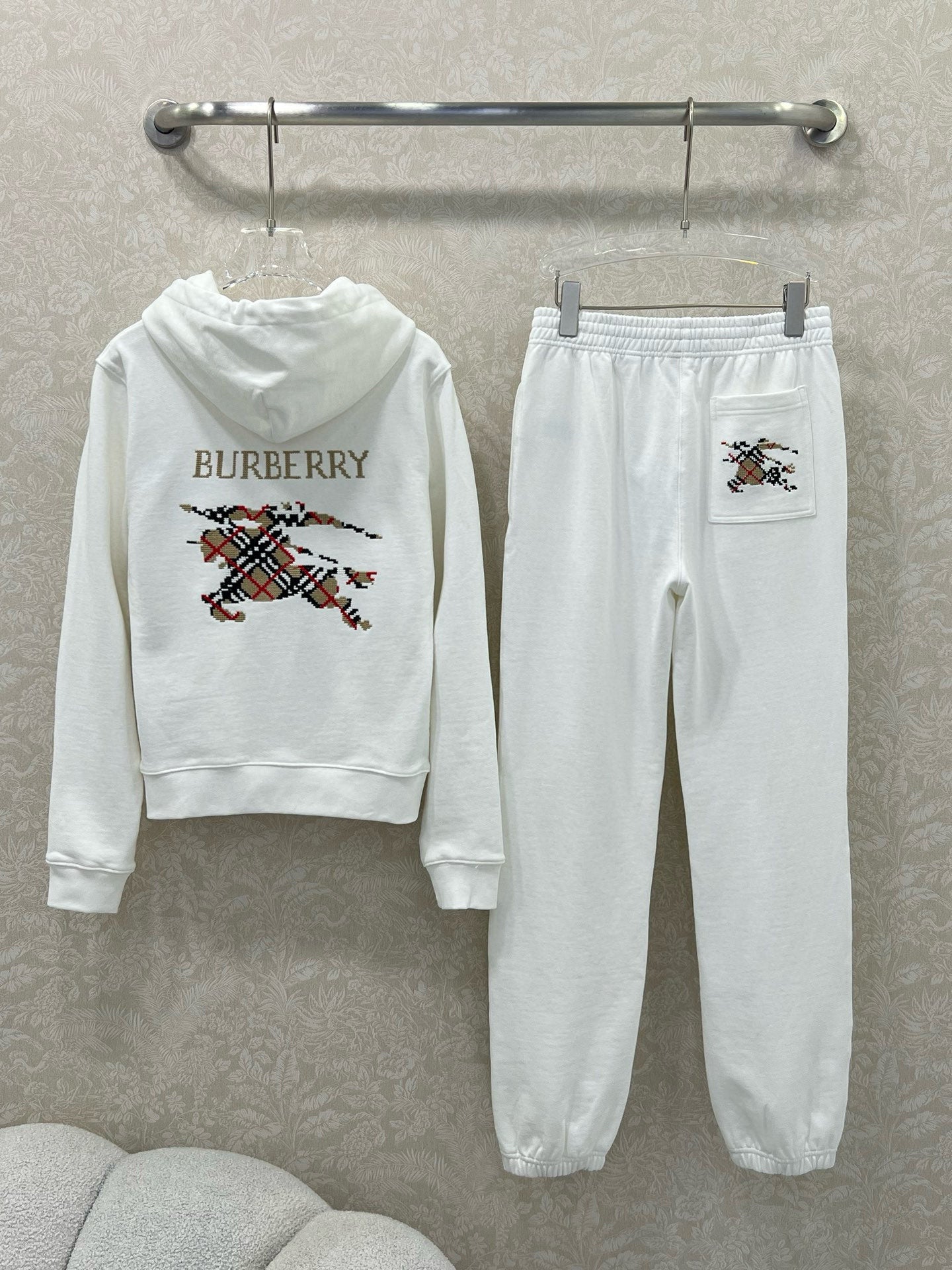 BU 25 Hooded drawstring zipper jacket and pants set