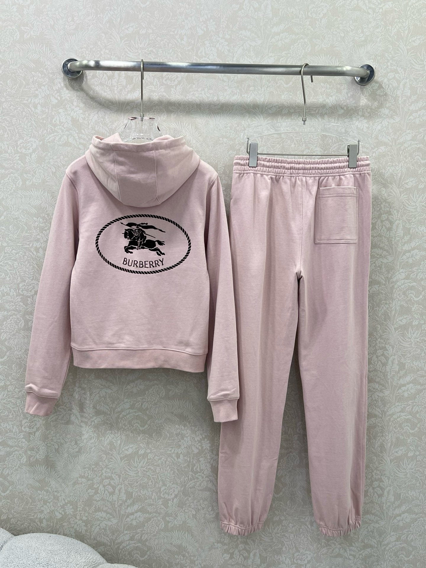 BU 25 Hooded drawstring zipper jacket and pants set