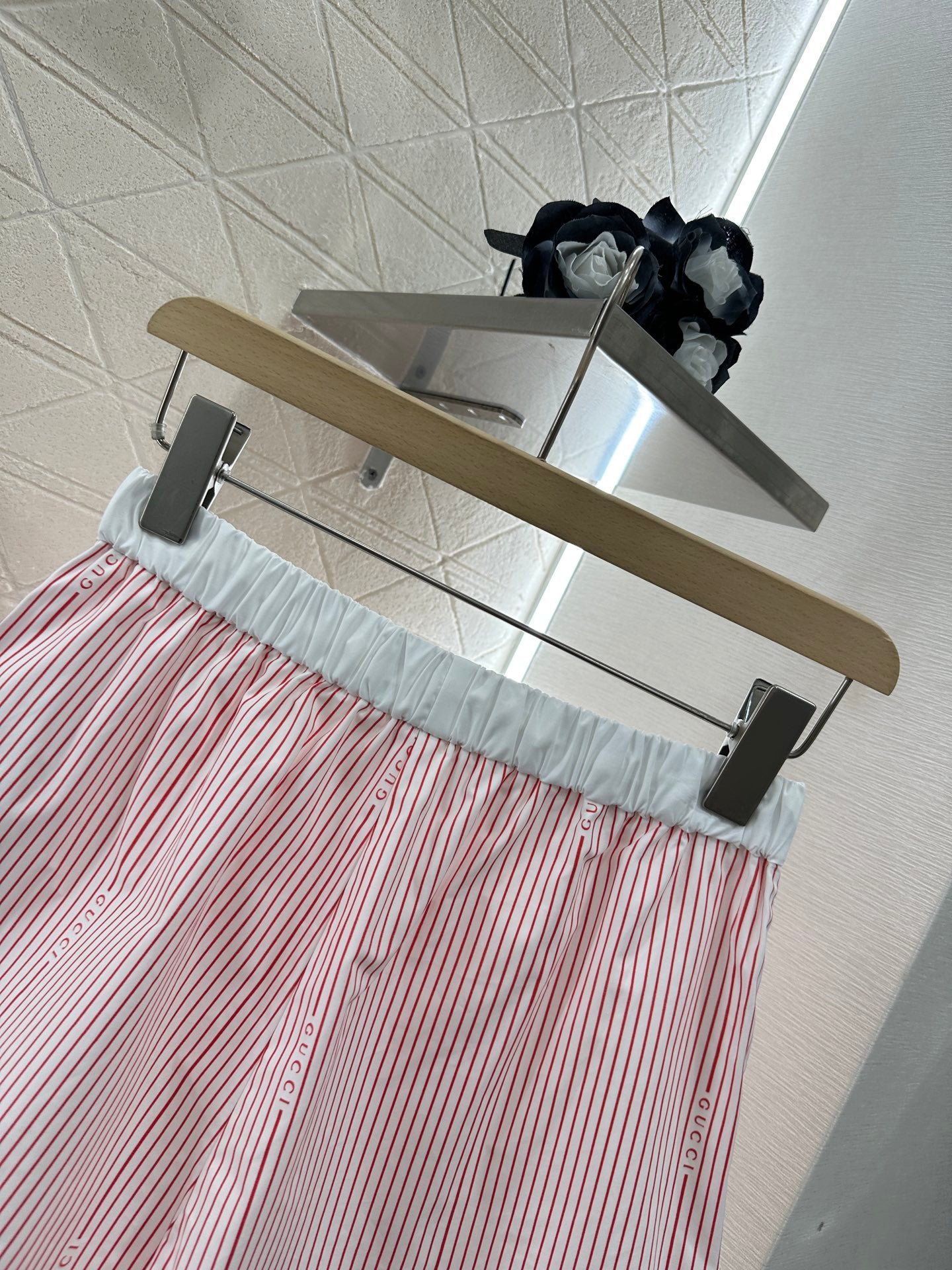 G 25 Striped Mid Sleeve Shorts