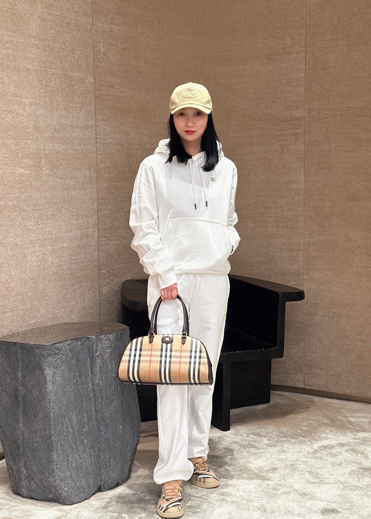BU 25 Hooded drawstring zipper jacket and pants set