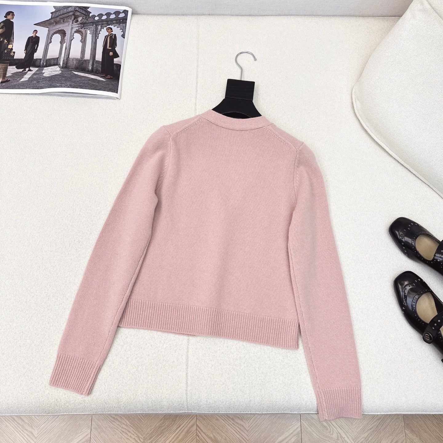 D 25Ss Early Fall New Pearl-Button Wool Knit Cardigan + Vest