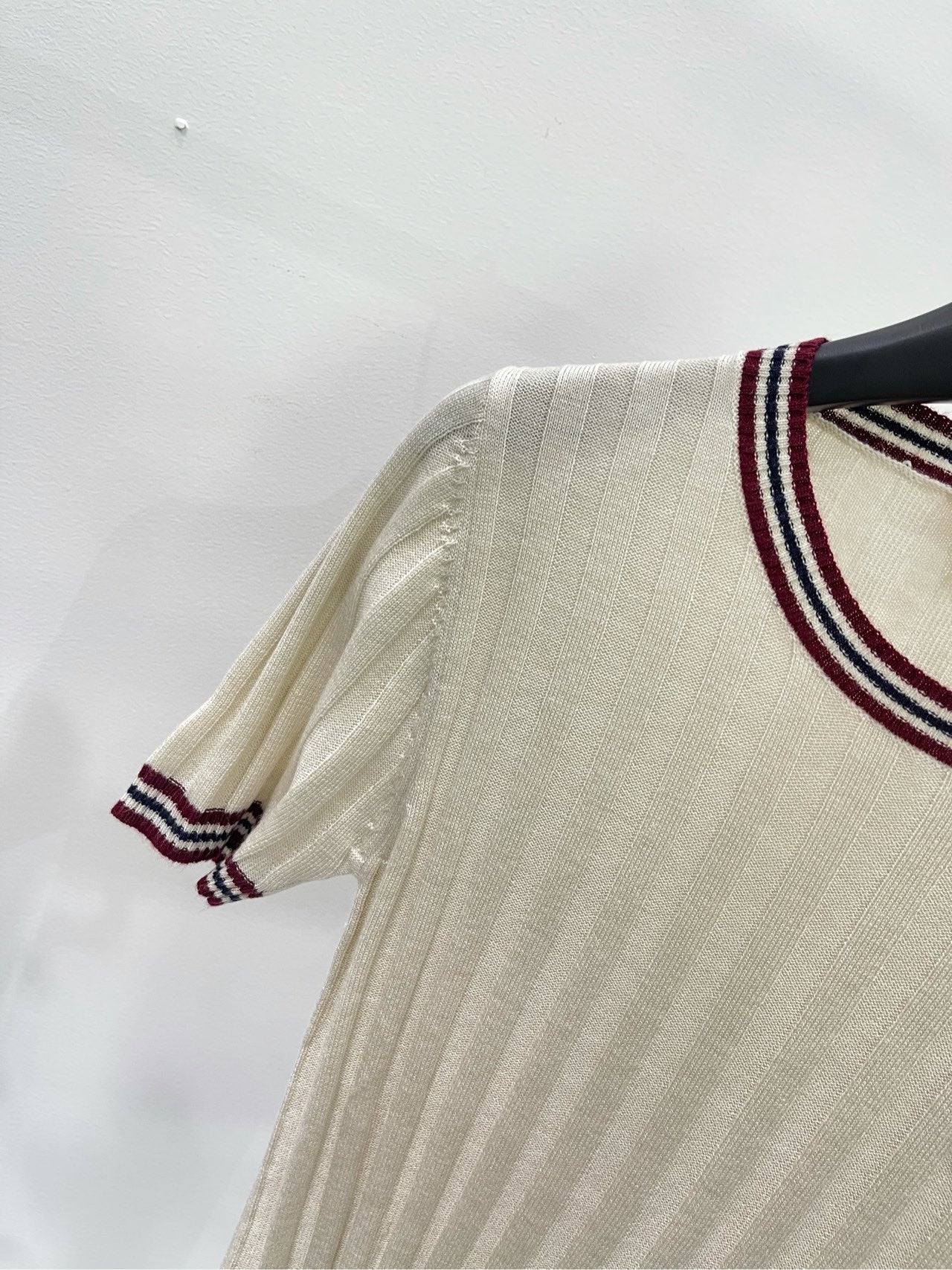 M 25Ss apricot red edge round neck knit short sleeve