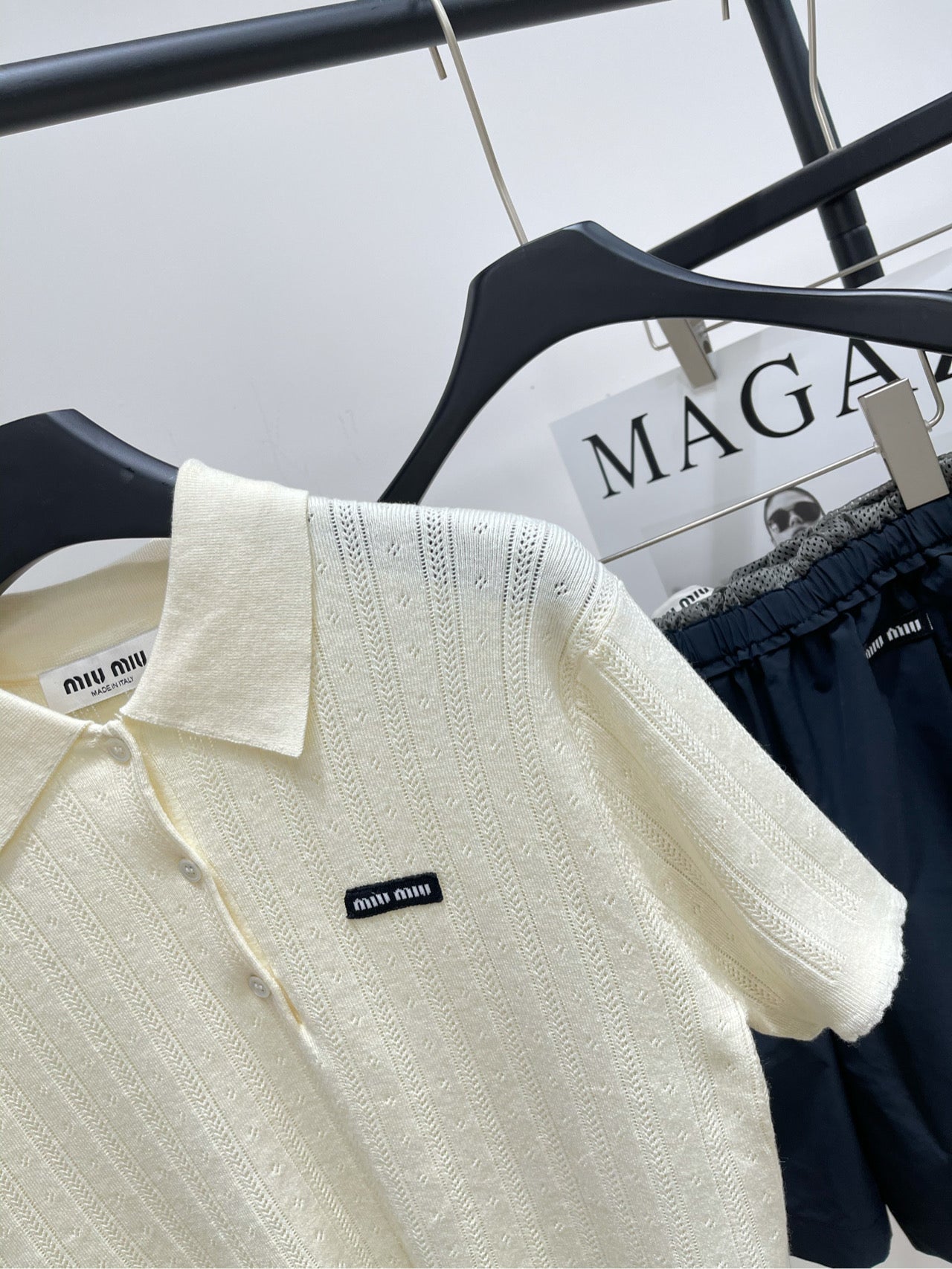 M 25Ss early spring new letters logo beige short-sleeved knit polo shirt