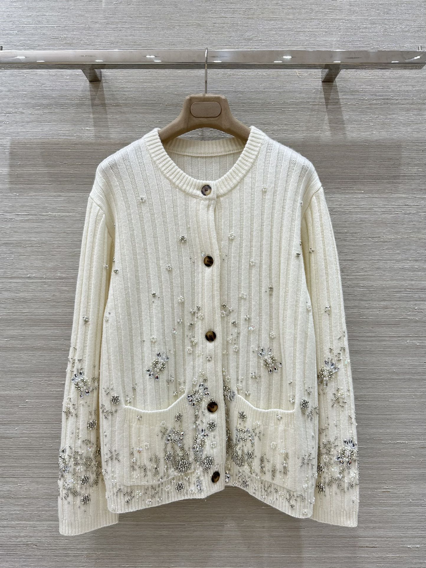 G 25 new autumn and winter products, heavy beaded embroidered cashmere cardigan