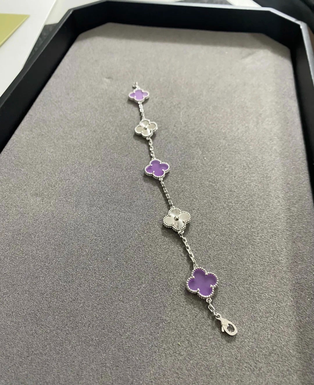 Laser Interval Violet Five Flowers Bracelet
