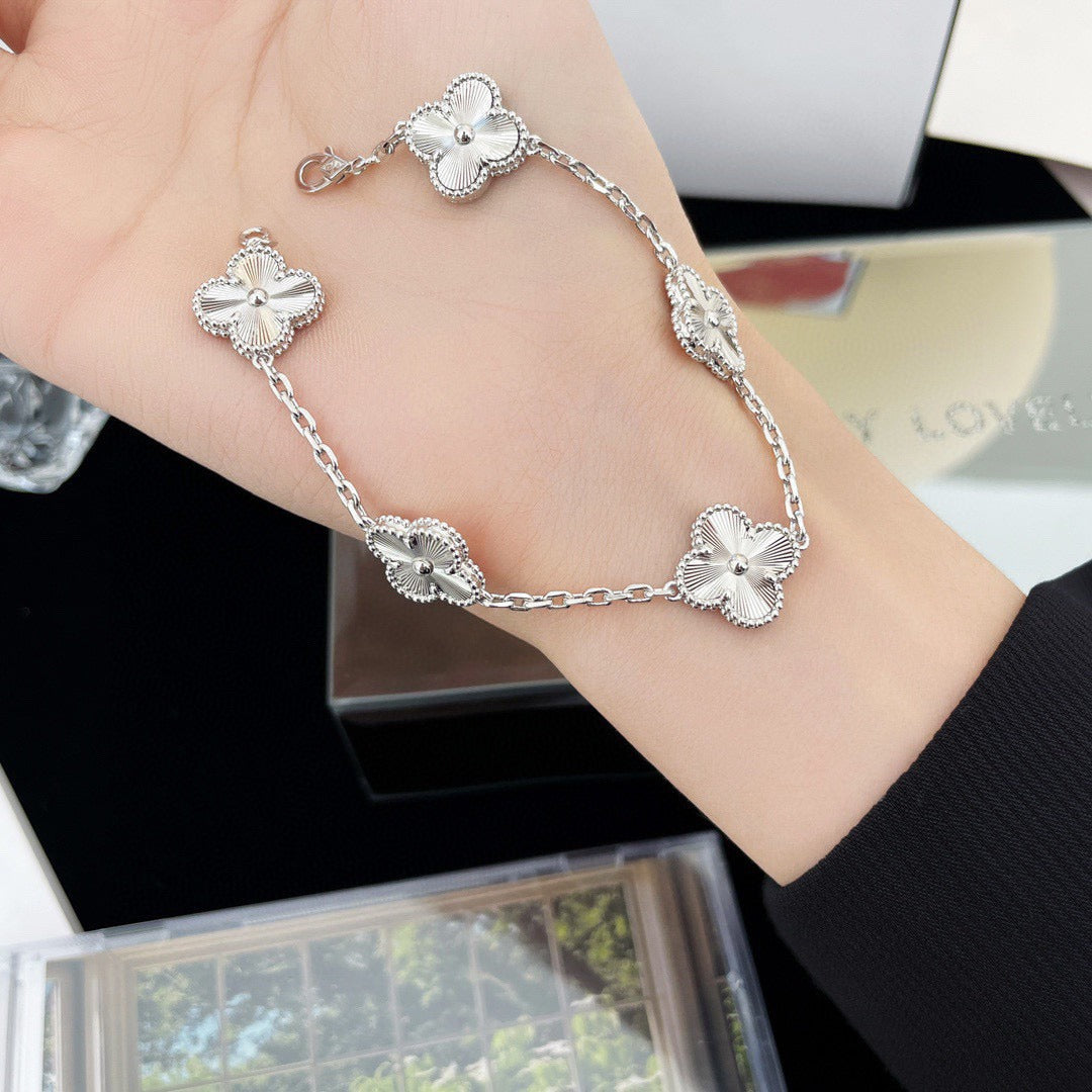 Laser Clover Multi-Refractive Side Five Fives Bracelet