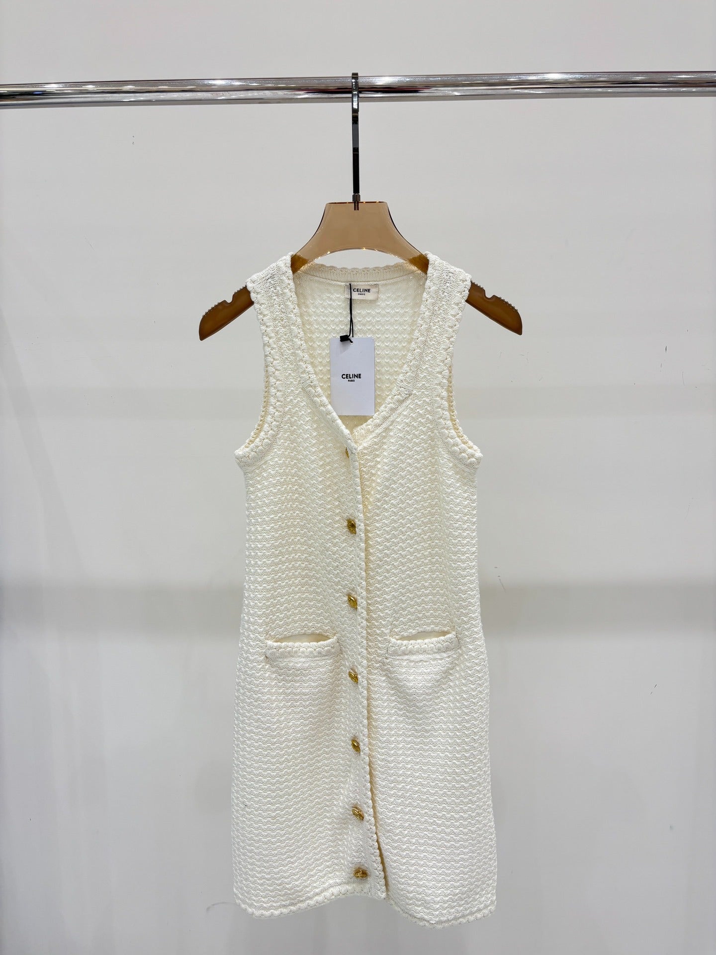 L 25 Early Spring New v-neck Attachment Button Casual Knit Dresses