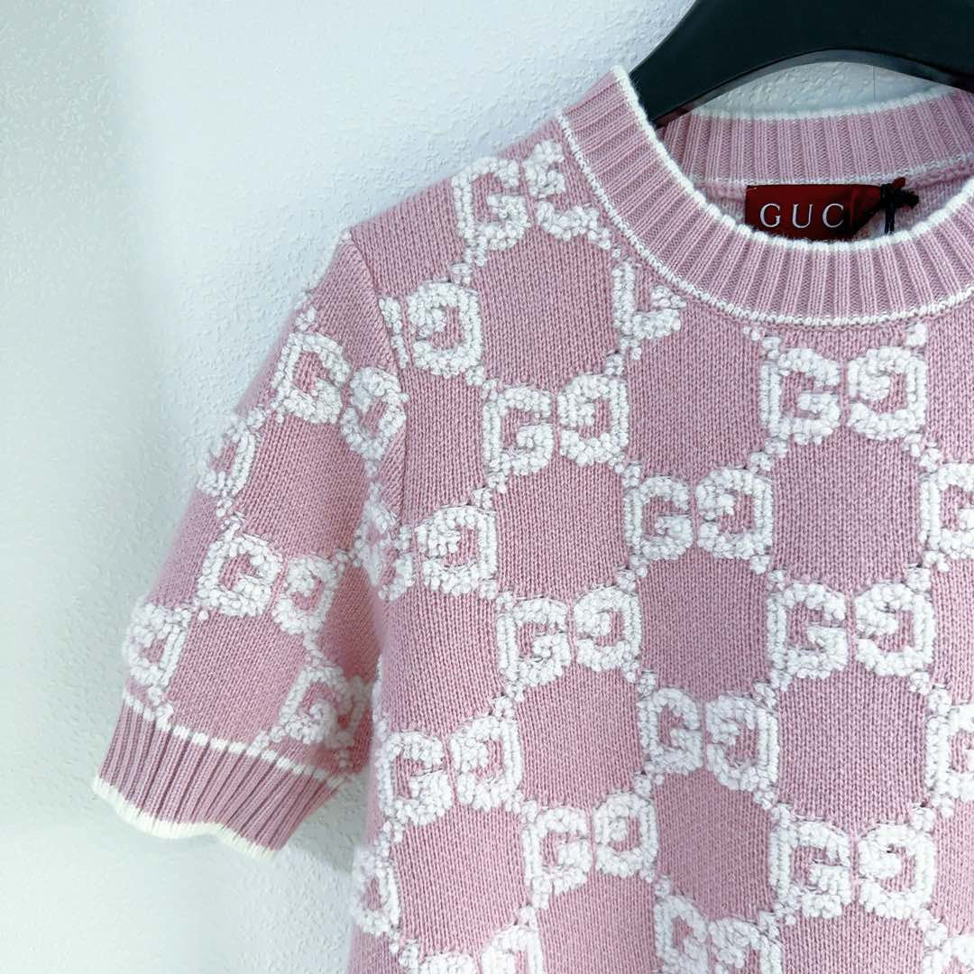 G 25 Jacquard Pullover Short Sleeve Knit