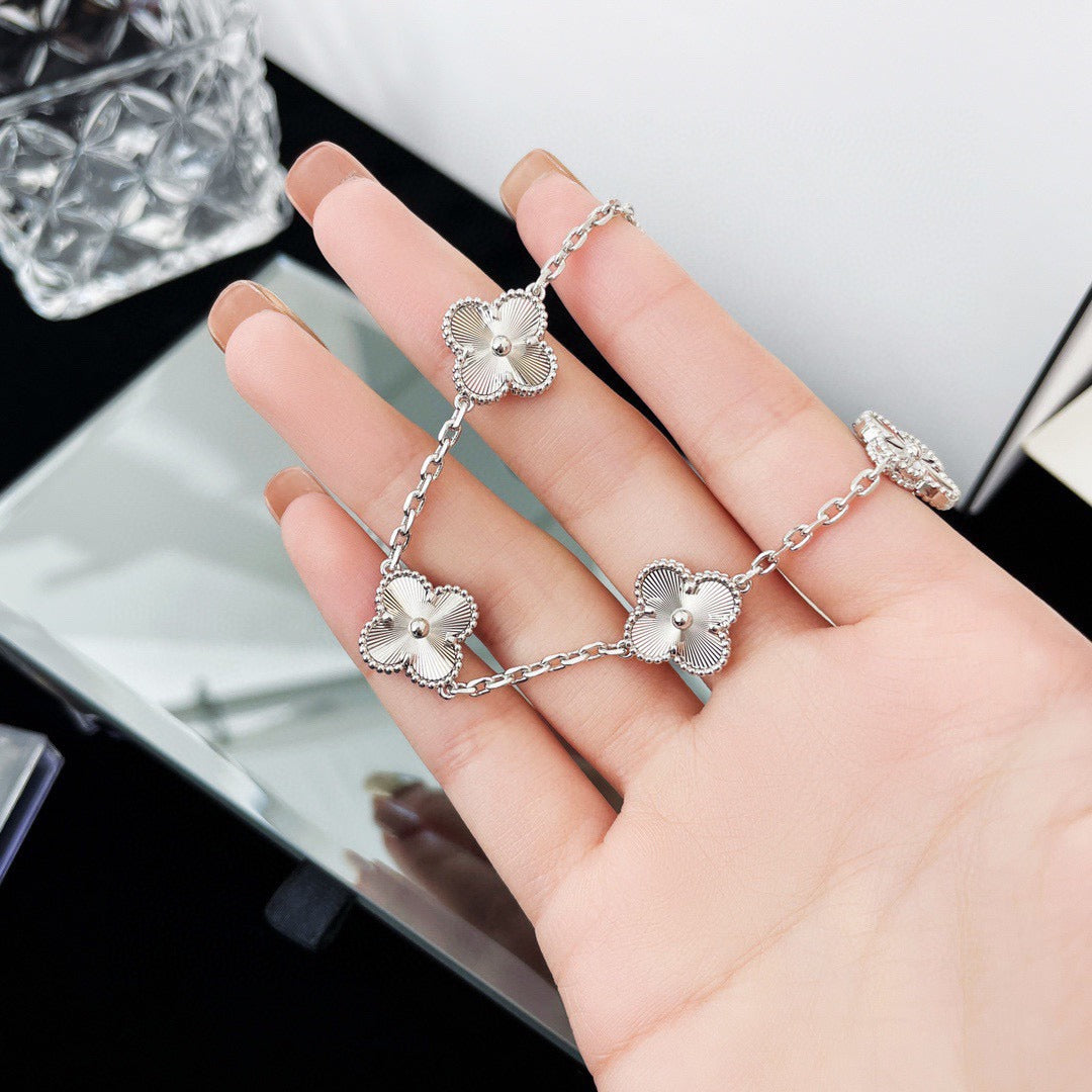 Laser Clover Multi-Refractive Side Five Fives Bracelet