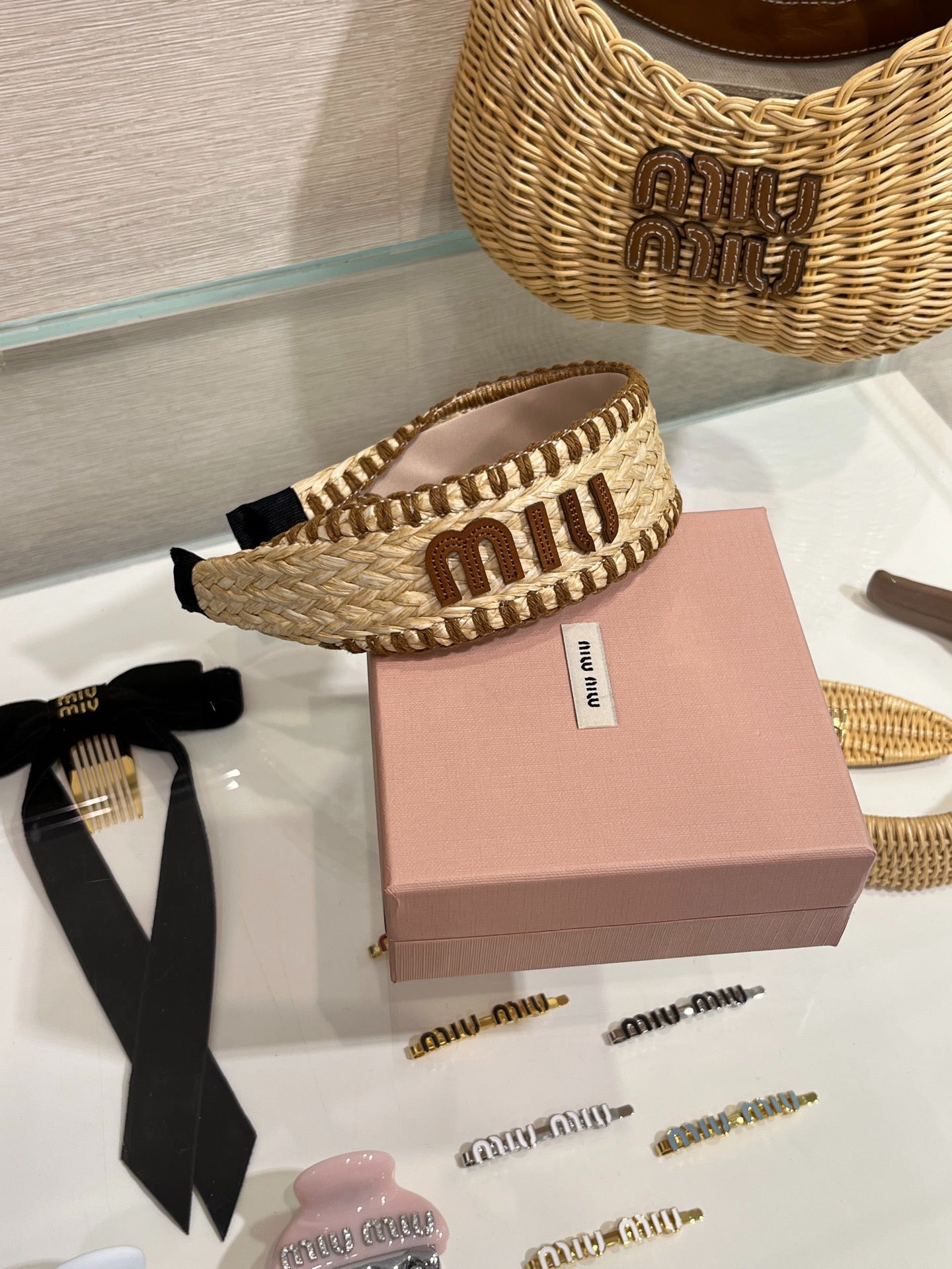 M 25 New Brown Leatherface Letters Wide Straw Hairband